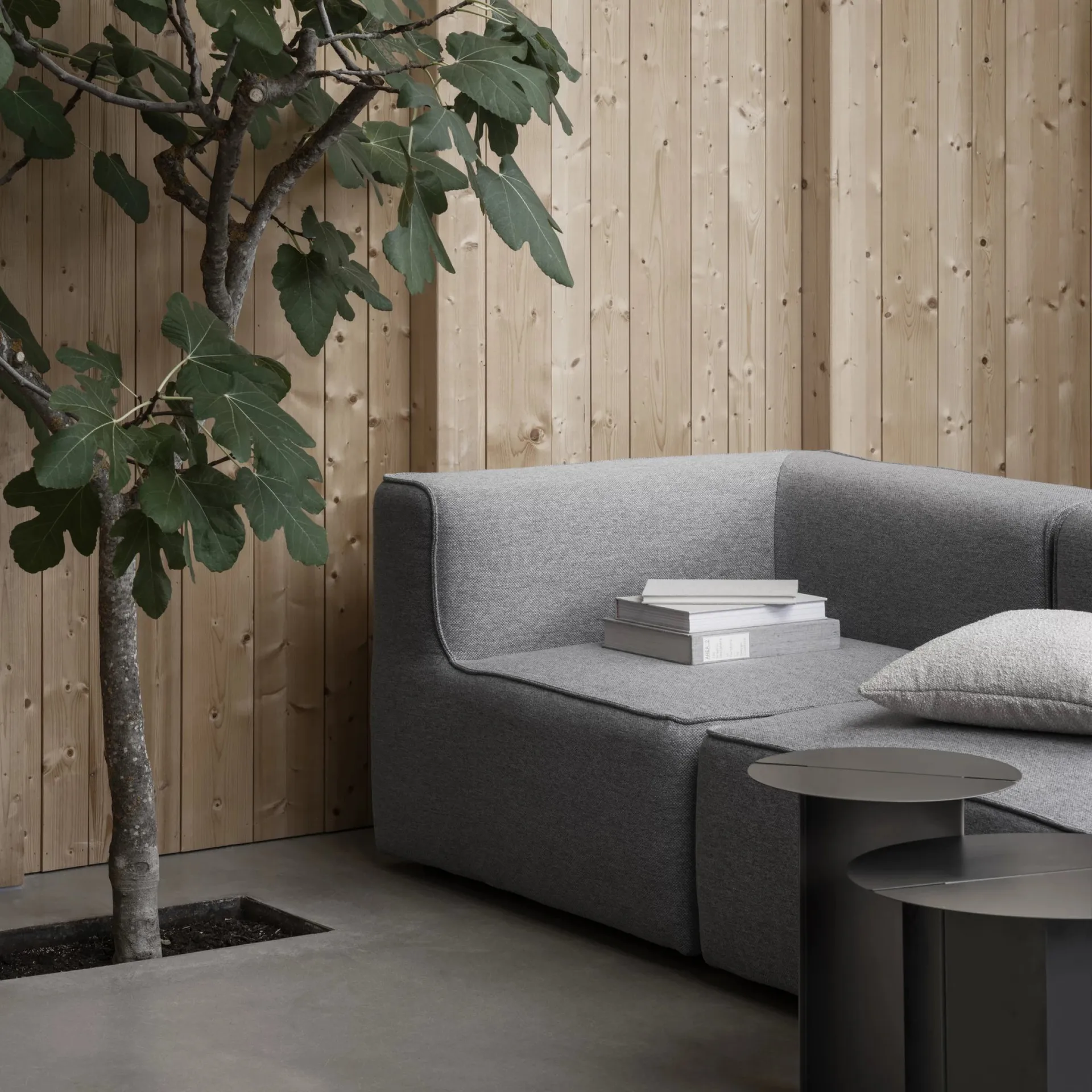 Table d'appoint ORU S Ø35 cm, Burned metal blomus