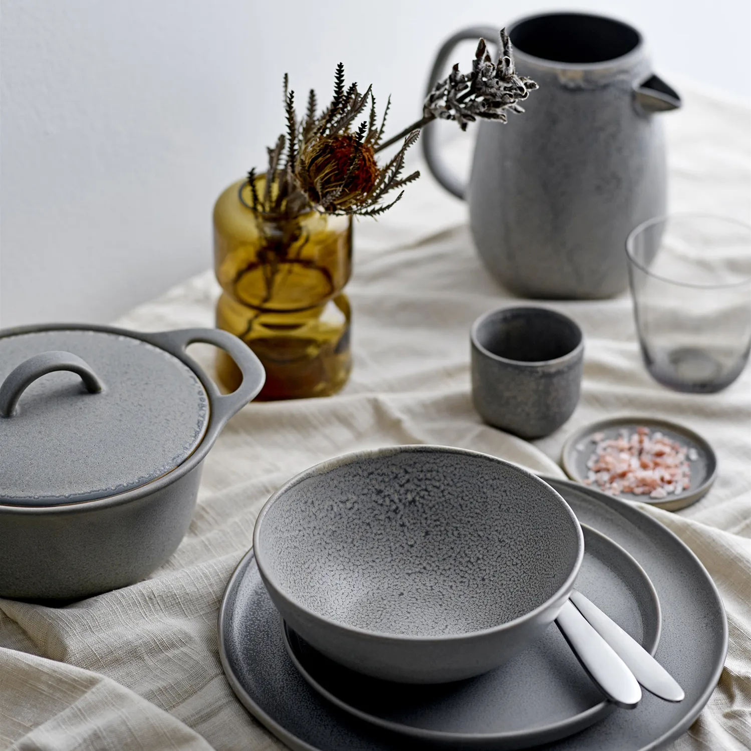 Beurrier Kendra grès, Gris Bloomingville