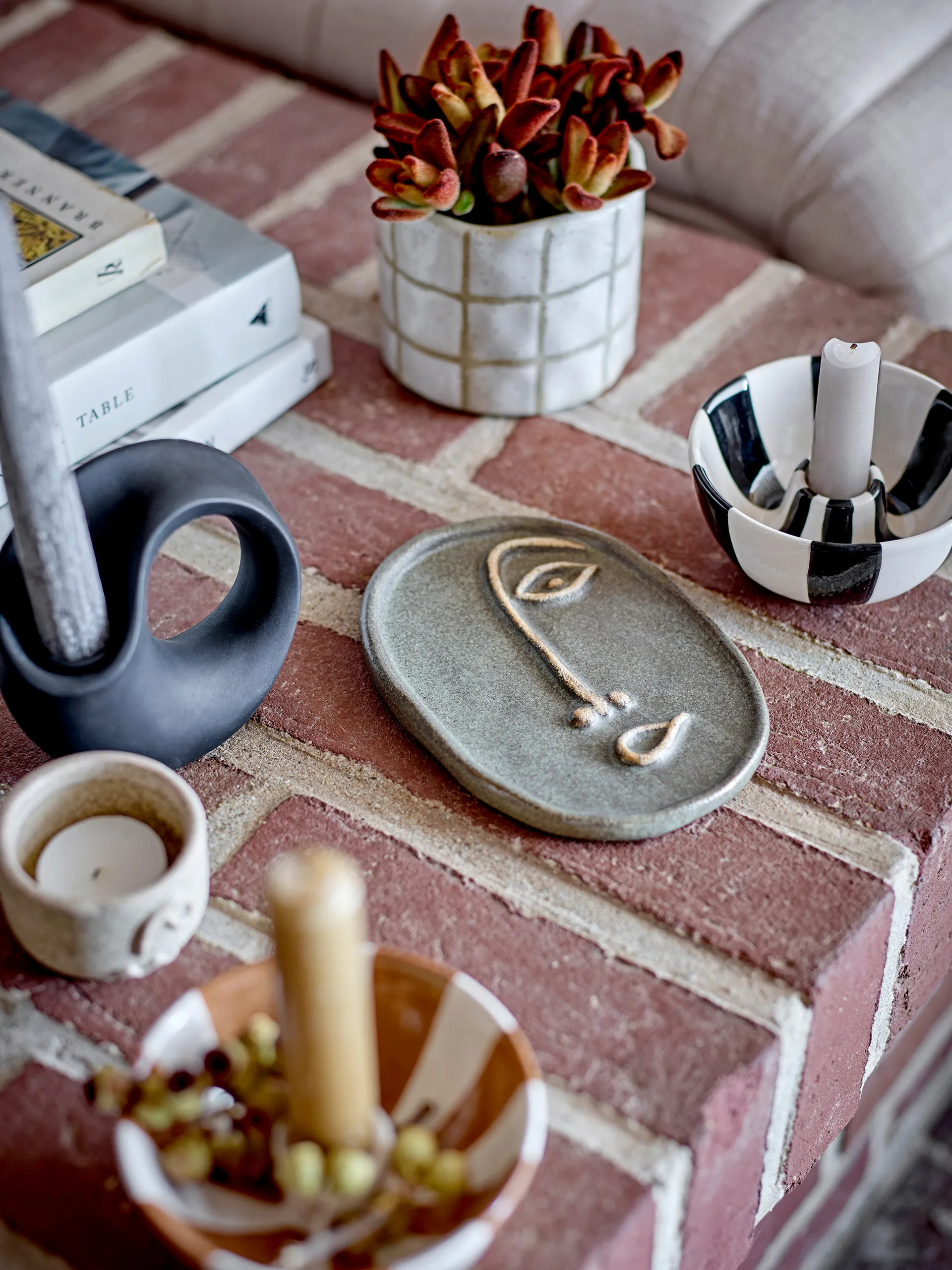 Bougeoir Eja Ø9 cm, Noir et blanc Bloomingville