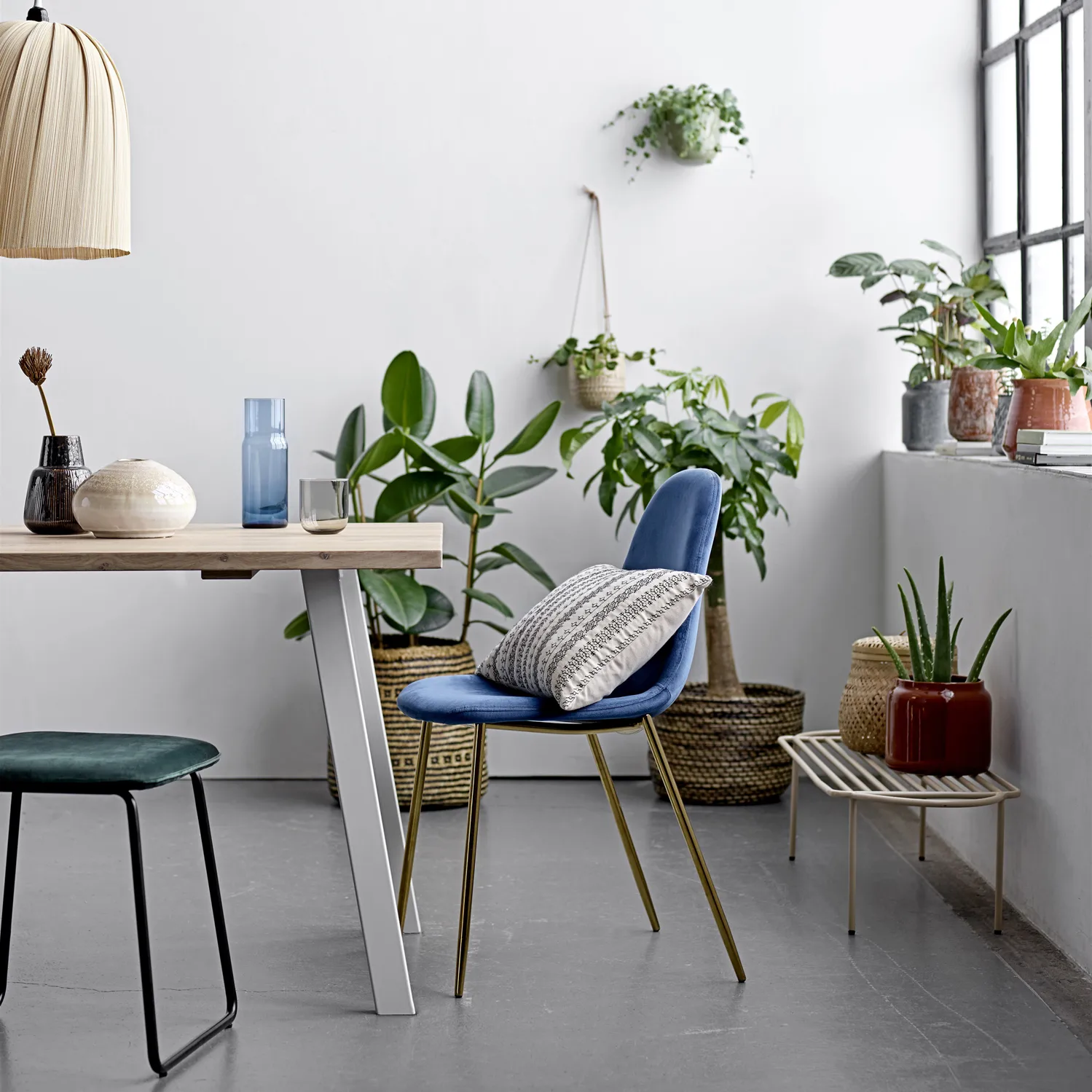 Chaise Em, Bleu Bloomingville