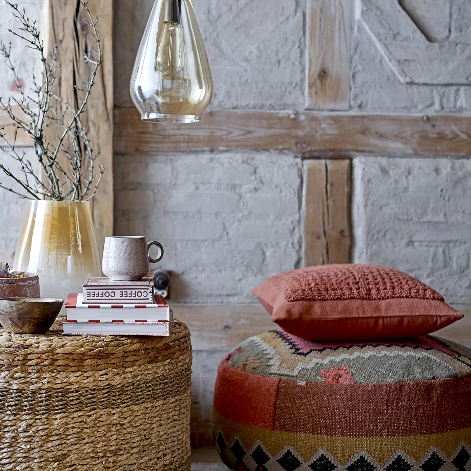 Coussin Bloomingville Coussin avec motif tissé 45x45 cm, Rouge Bloomingville