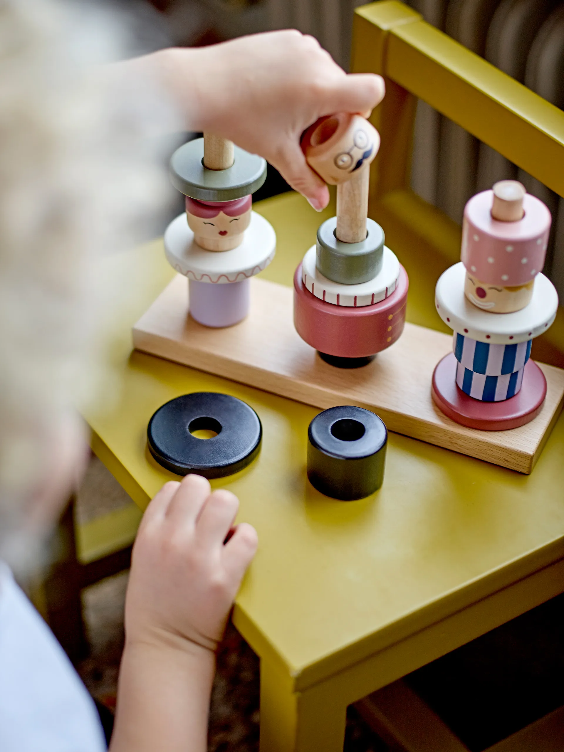 Jouet d’éveil Wilma 23x44,5x15 cm, Trois personnages Bloomingville