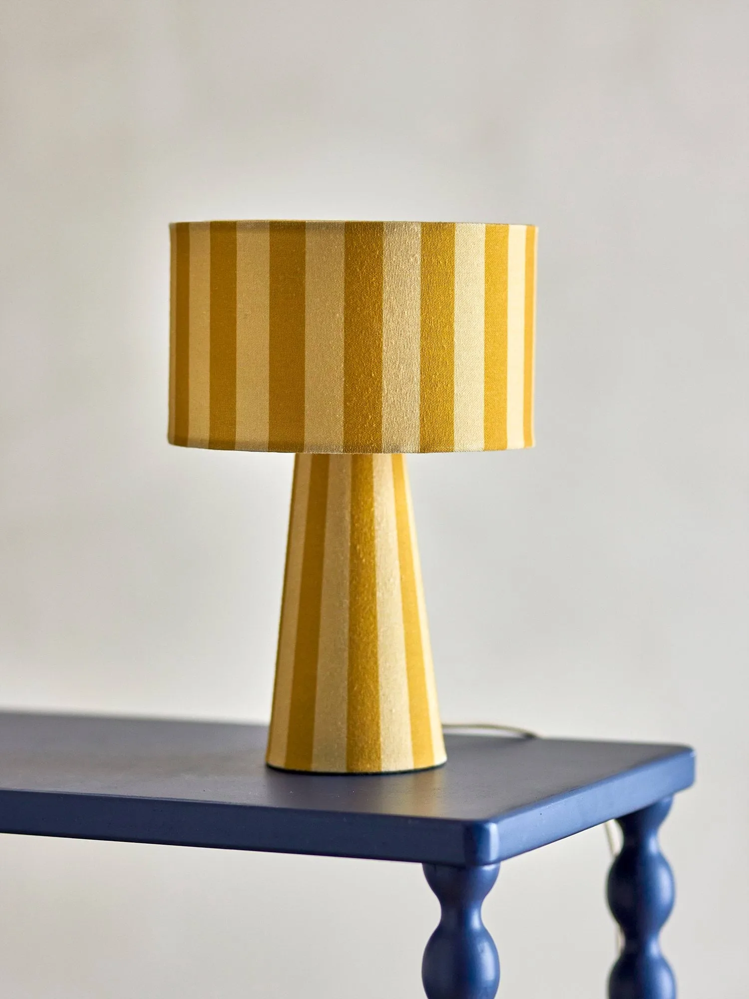Lampe de table Emmie Ø20 cm, Jaune, Ø20 cm Bloomingville