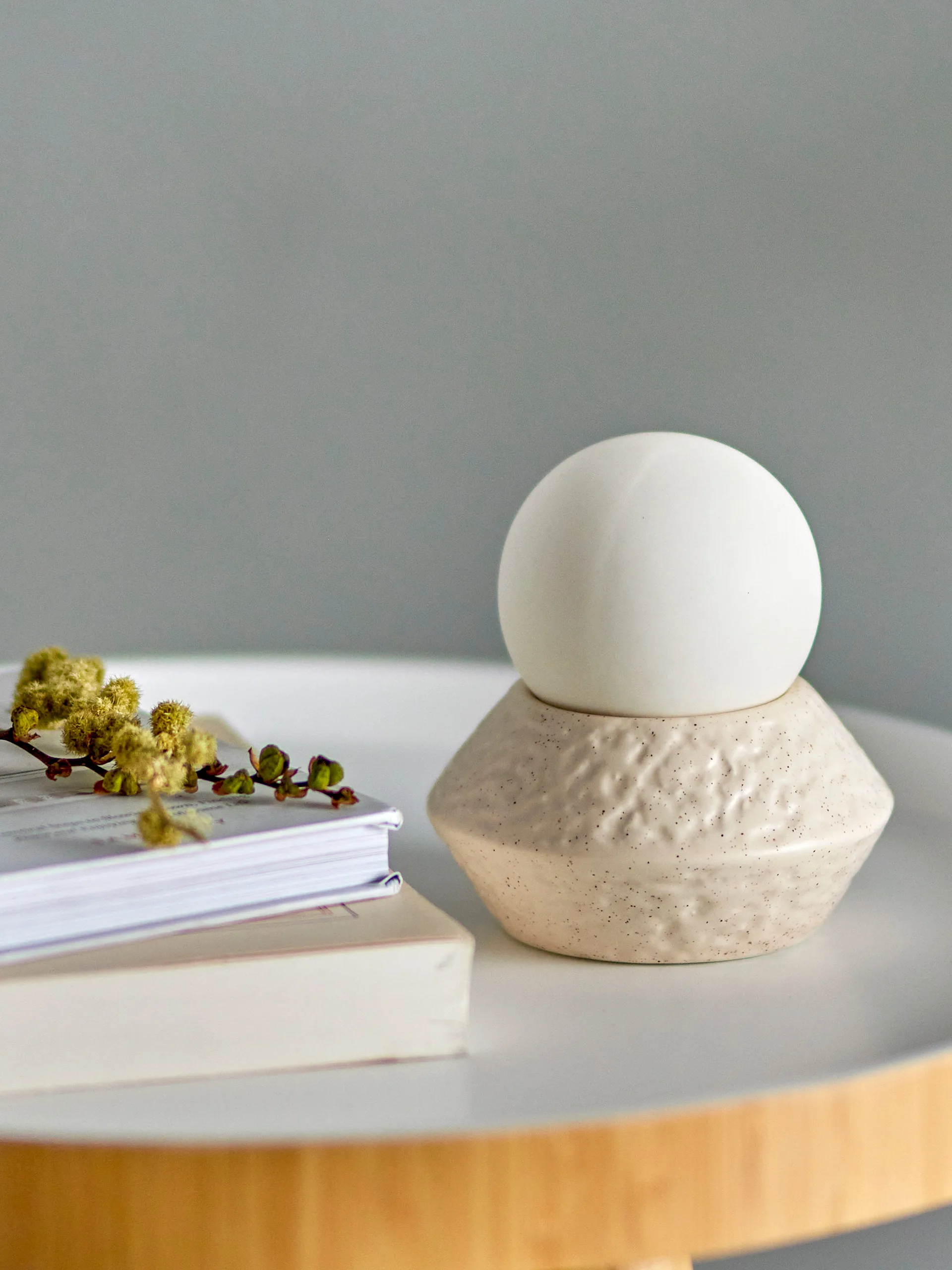 Lampe de table portable Capella Ø10x11 cm, White single Bloomingville