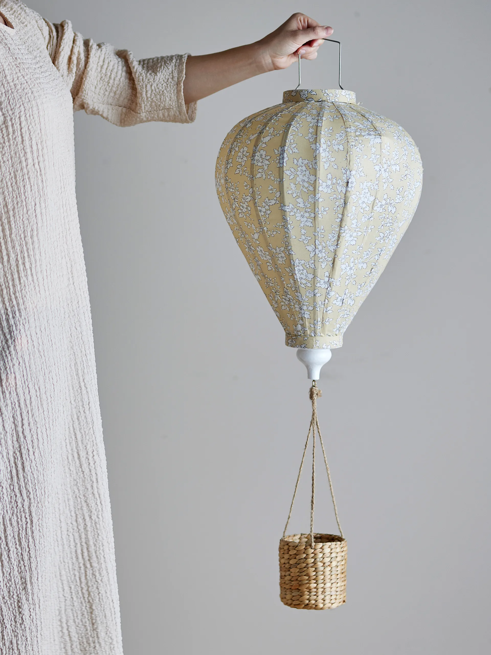 Mobile Pomp 85 cm, Jaune Bloomingville