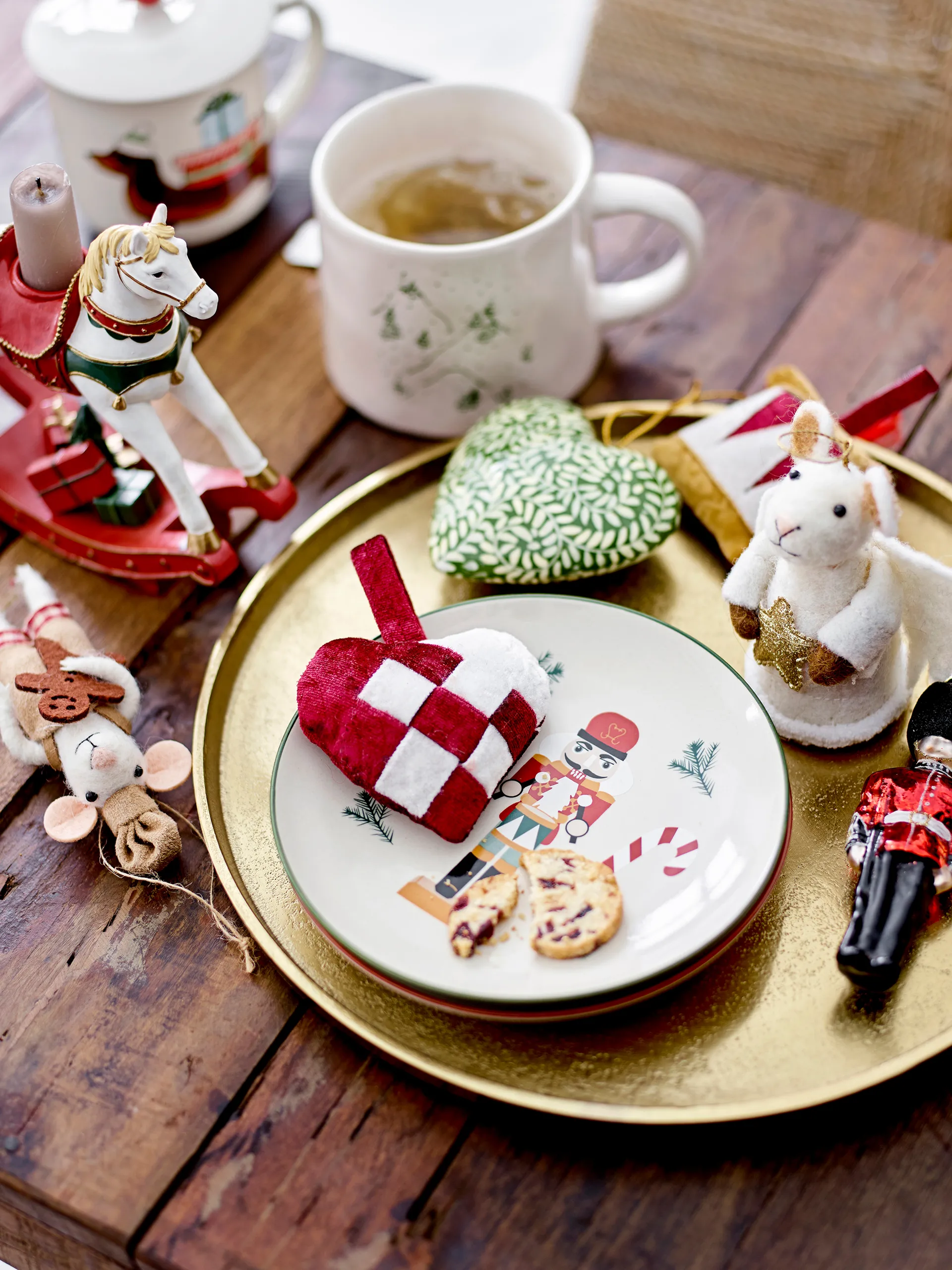 Petite assiette Jolly Ø 16 cm 2 pièces, Blanc-rouge Bloomingville