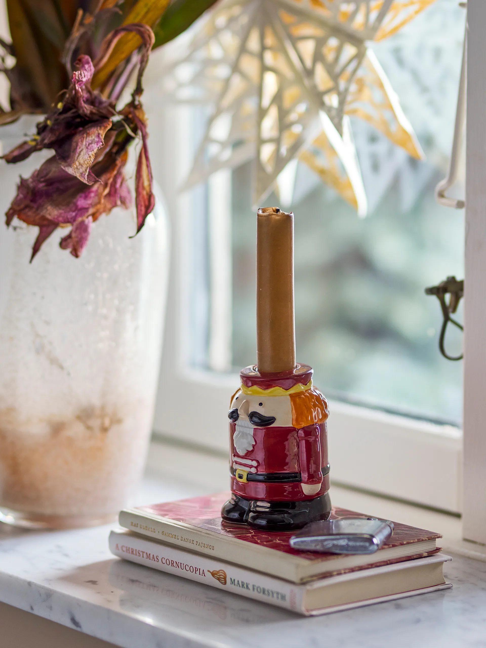 Porte-bougie chauffe-plat Feast 9 cm, Rouge Bloomingville