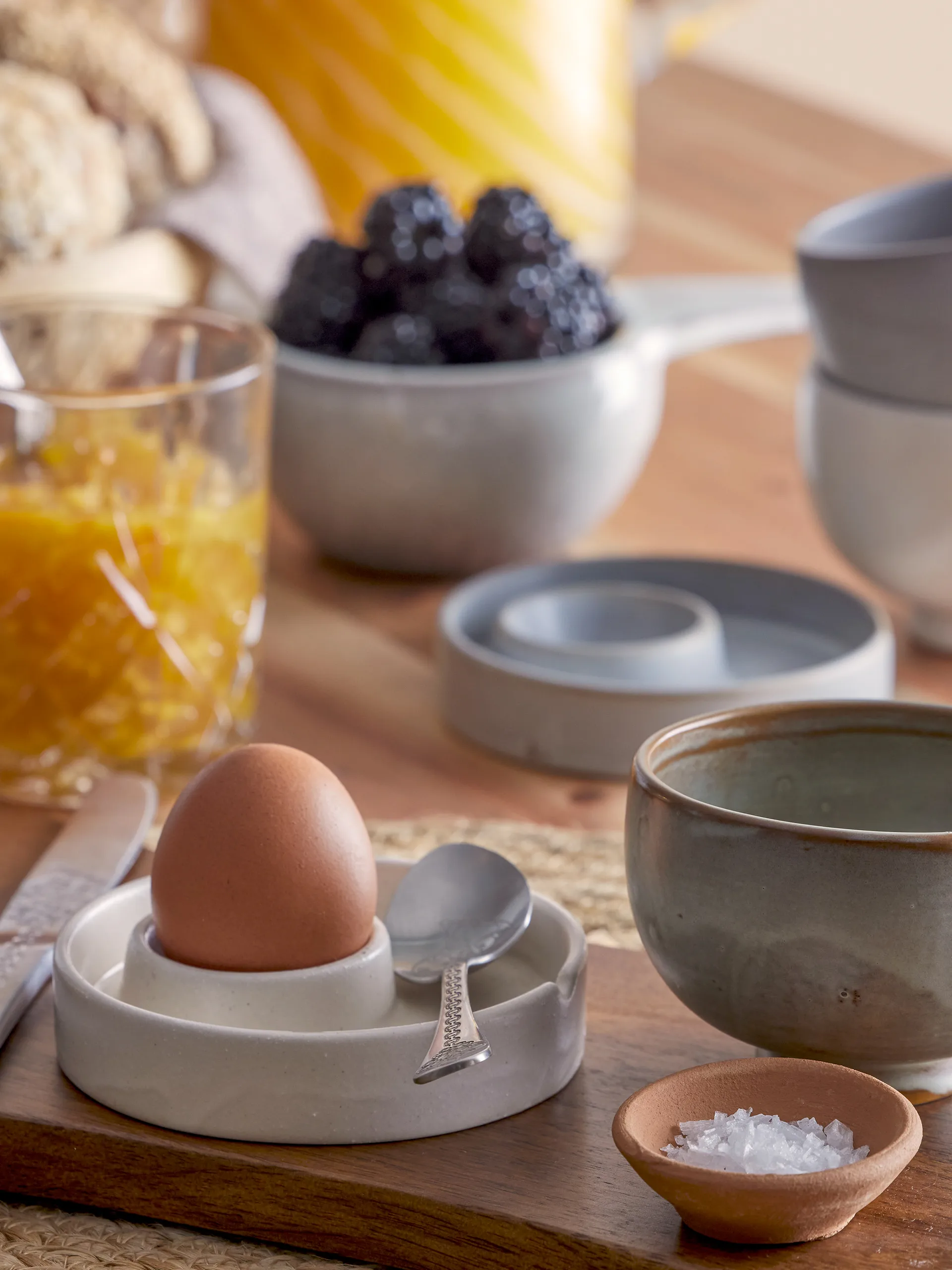 Set de 2 coquetiers Lila, Gris-blanc Bloomingville