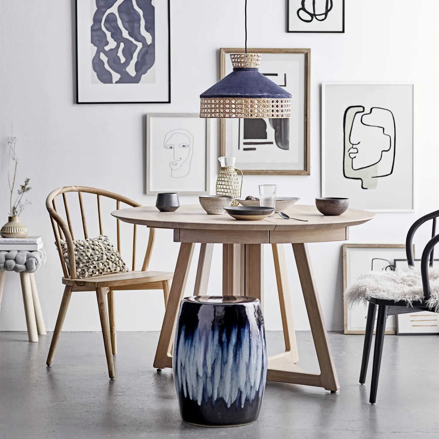 Table à manger Owen Ø 118 cm, Chêne Bloomingville