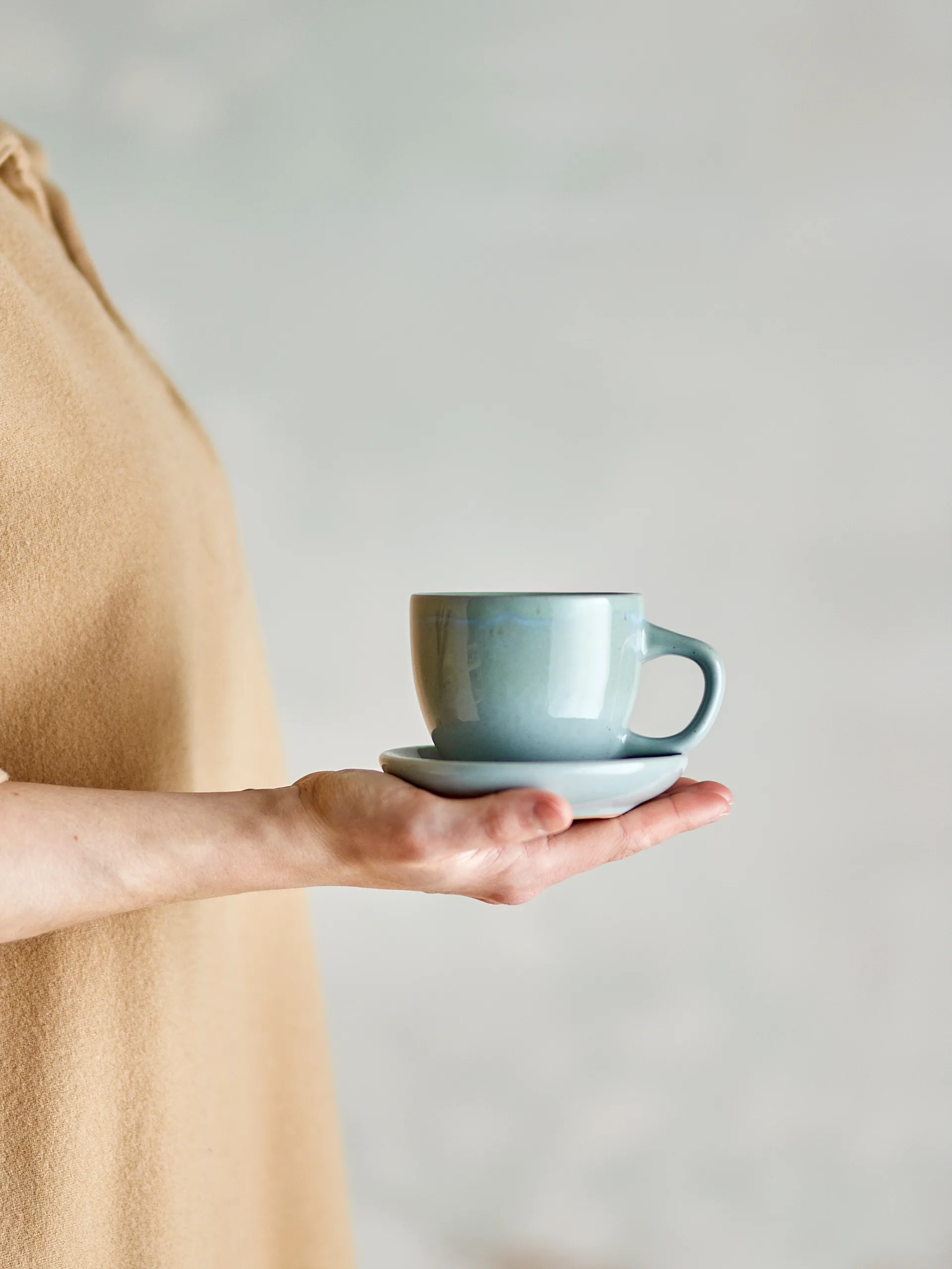 Tasse avec soucoupe Brenta, lot de 4, Bleu Bloomingville