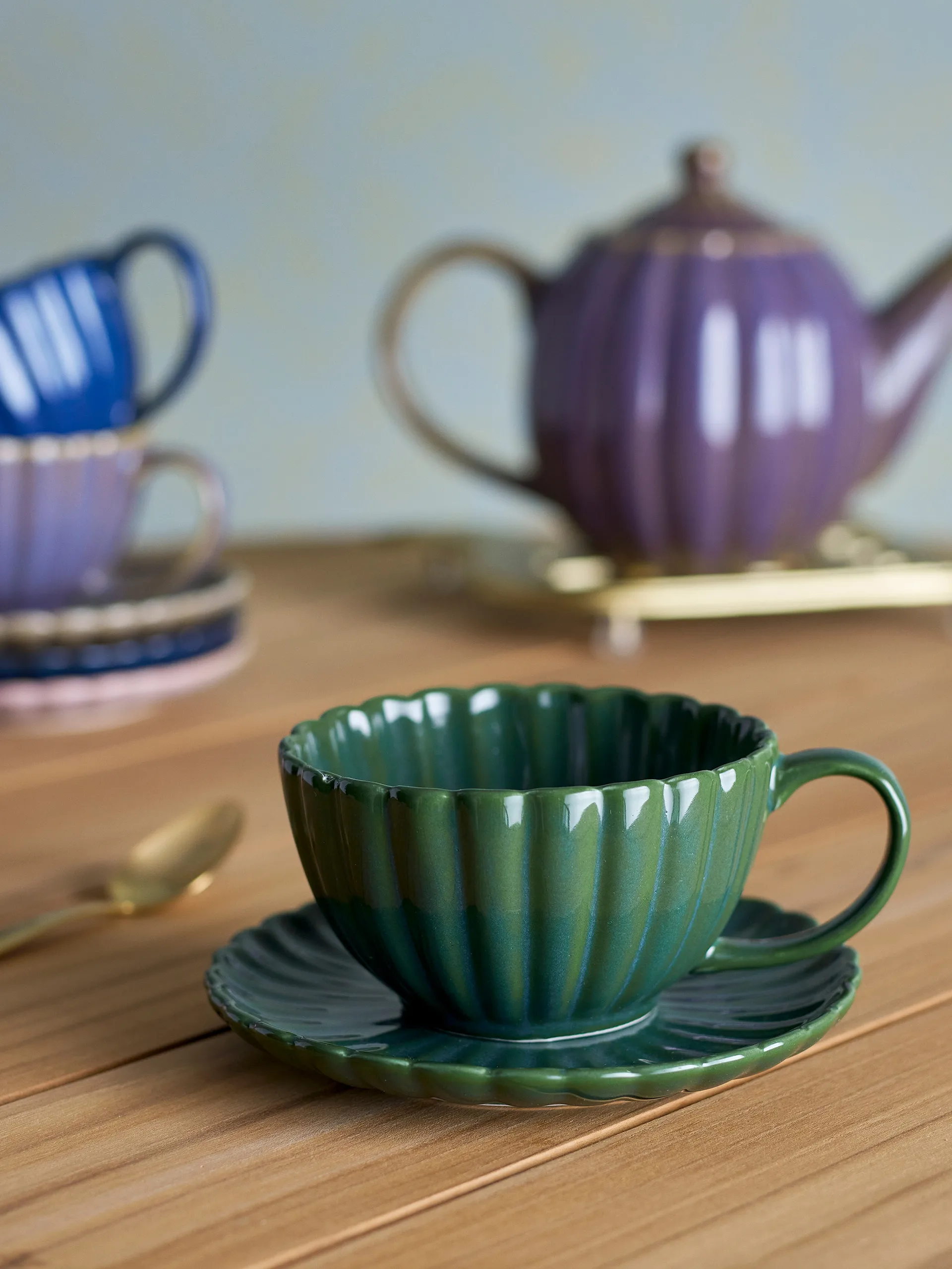 Tasse Latina 22 cl avec soucoupe, Vert Bloomingville