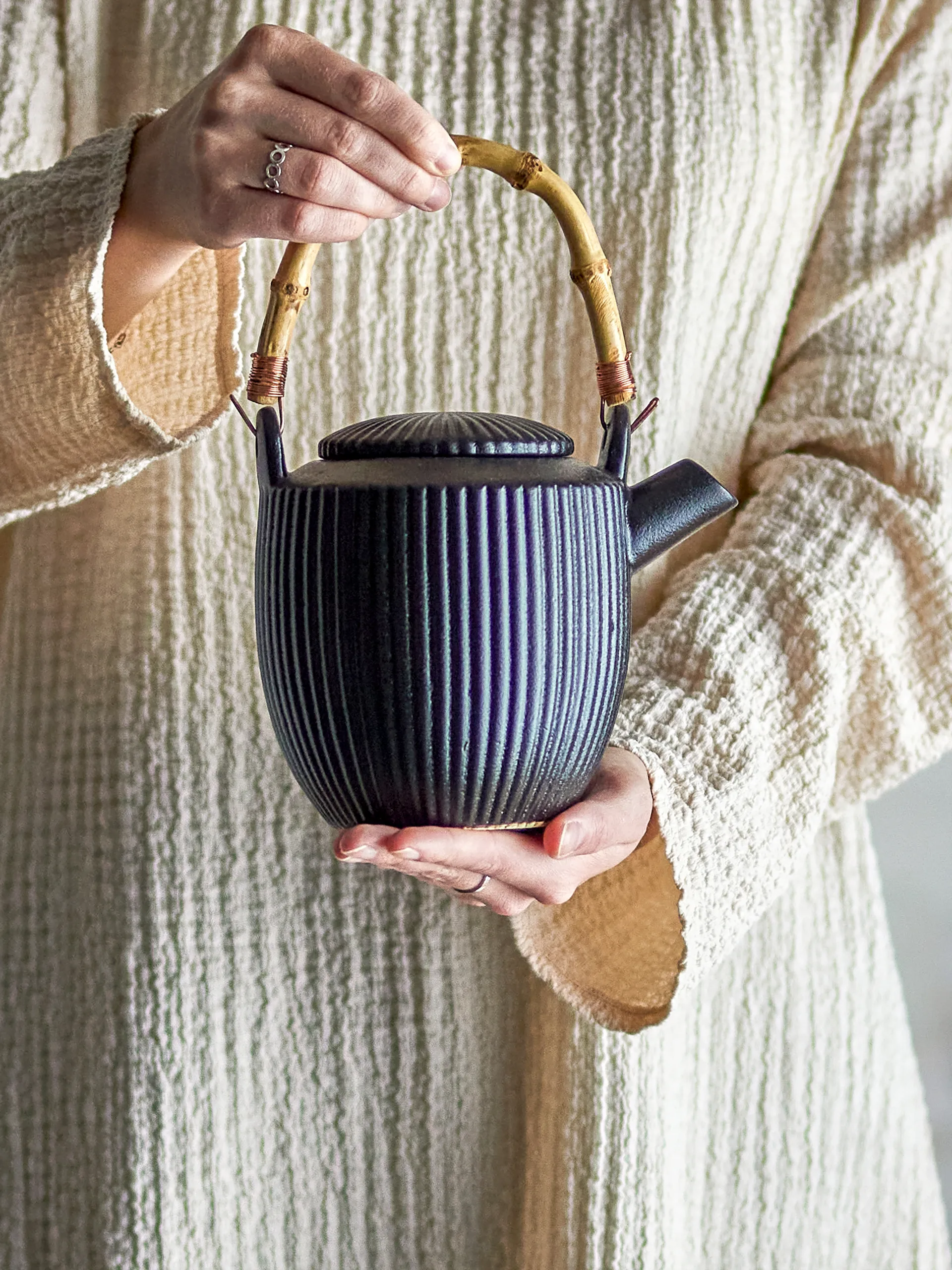 Théière Neri 0,85 L, Noir Bloomingville