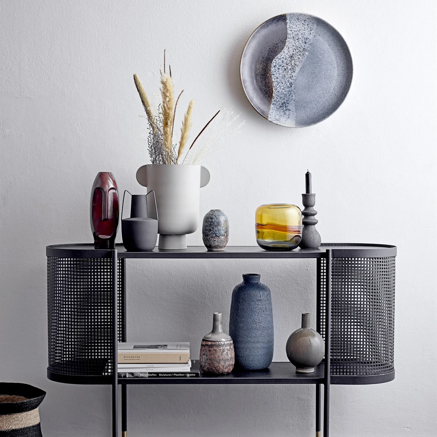 Vase en métal avec poignée Bloomingville 20,5 cm, Noir Bloomingville