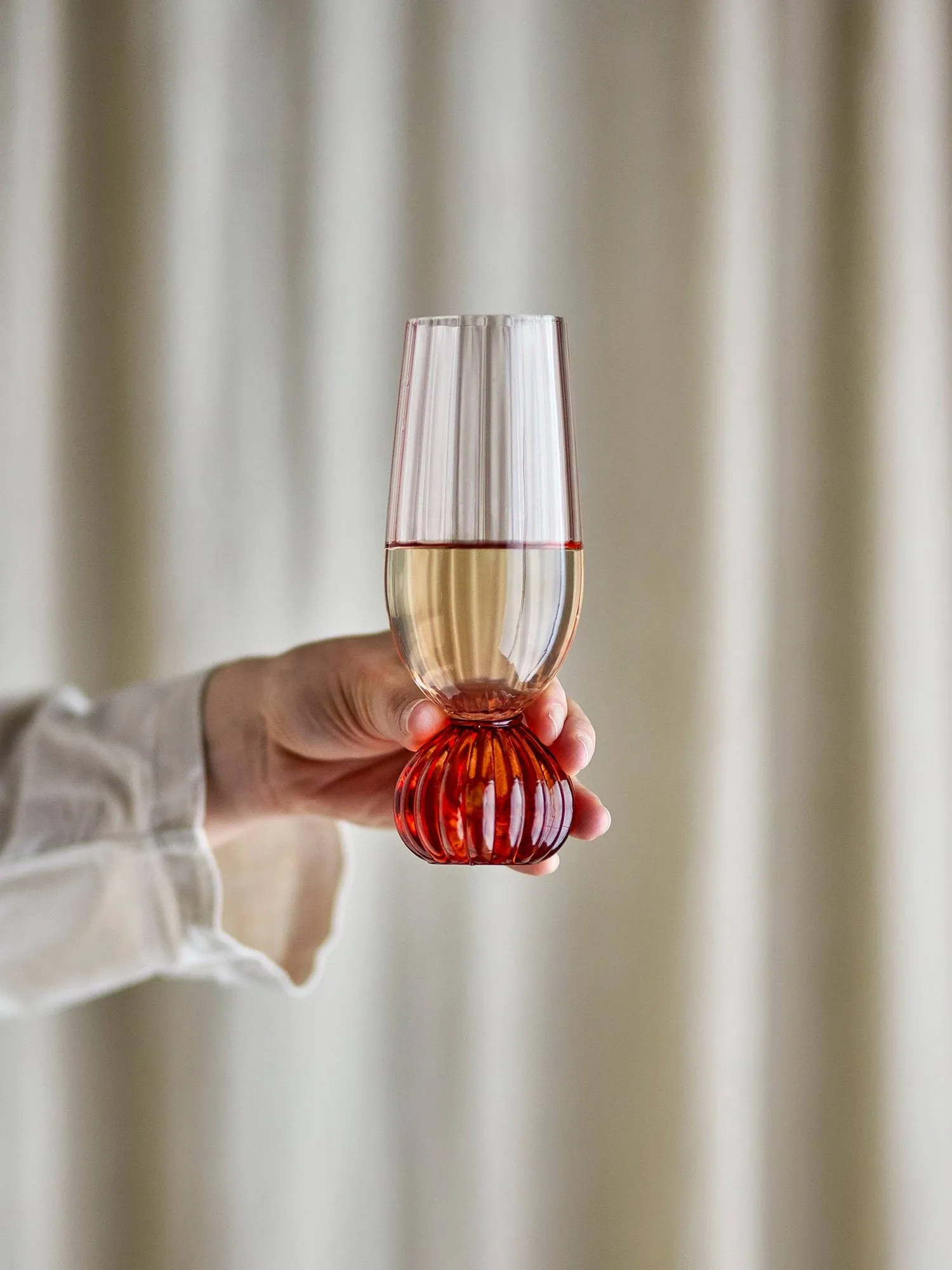Verre à champagne Taurin 25 cl, Rose Bloomingville