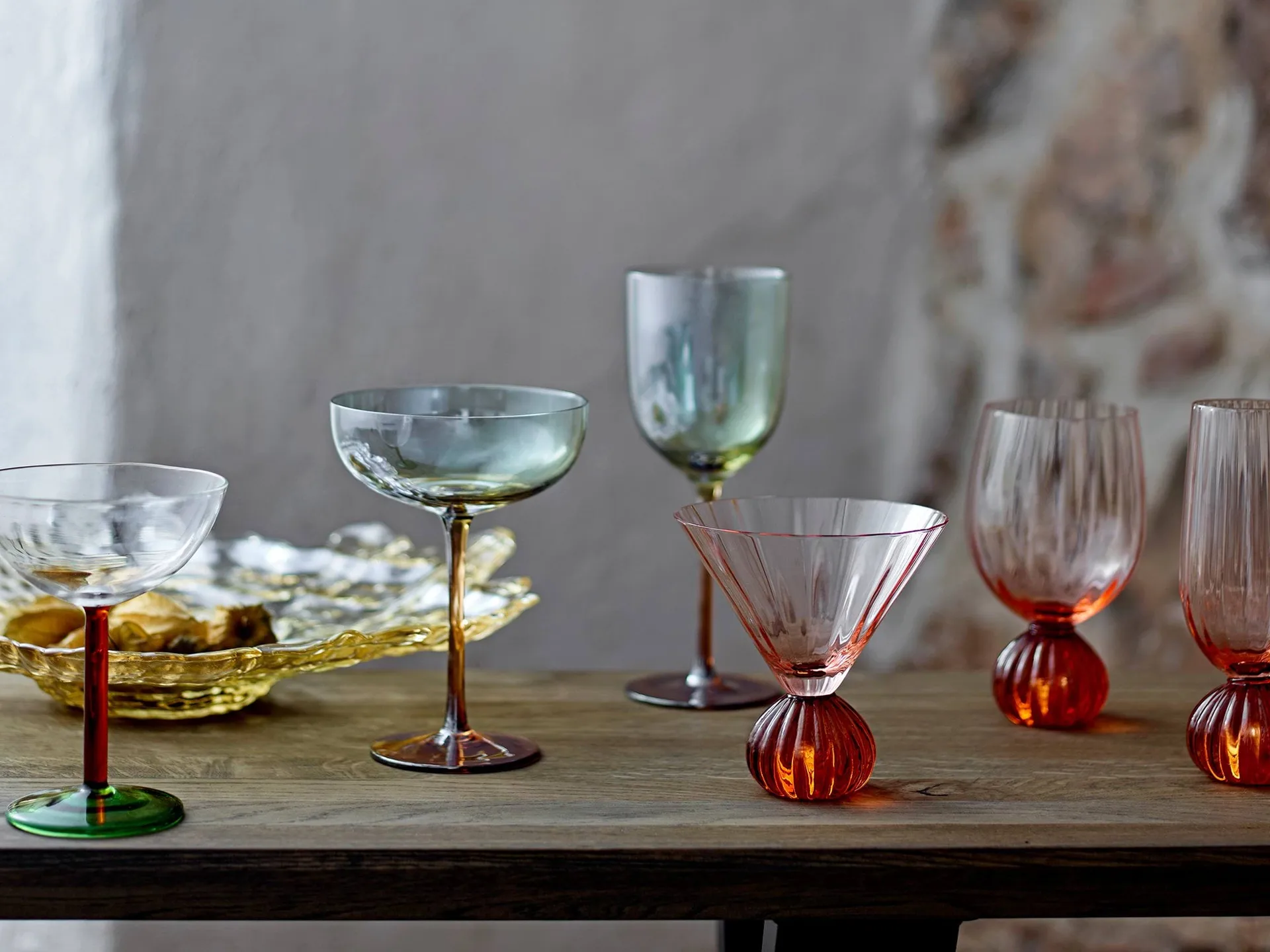 Verre à vin Taurin 43 cl, Rose Bloomingville