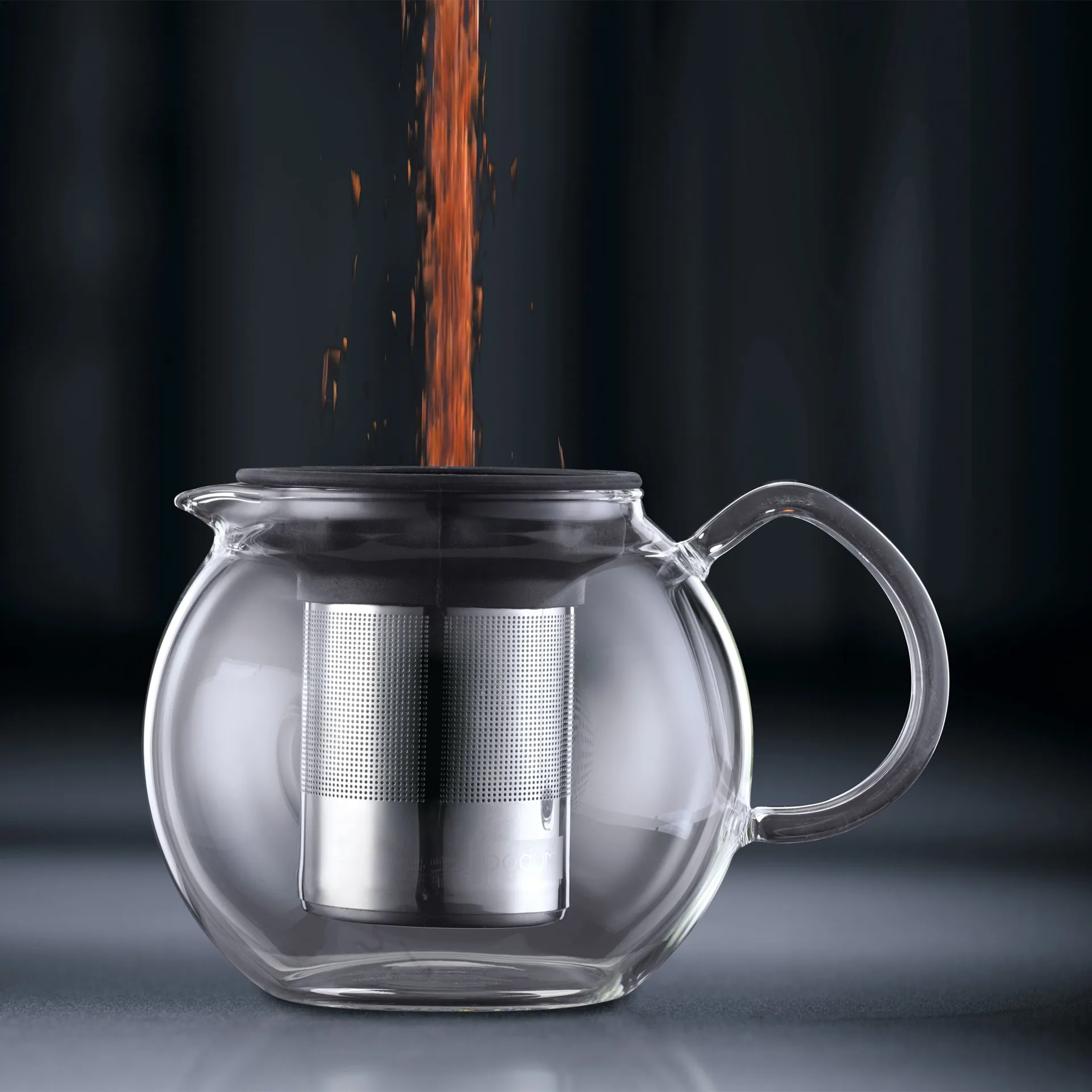 Théière Assam chrome, 1 L Bodum
