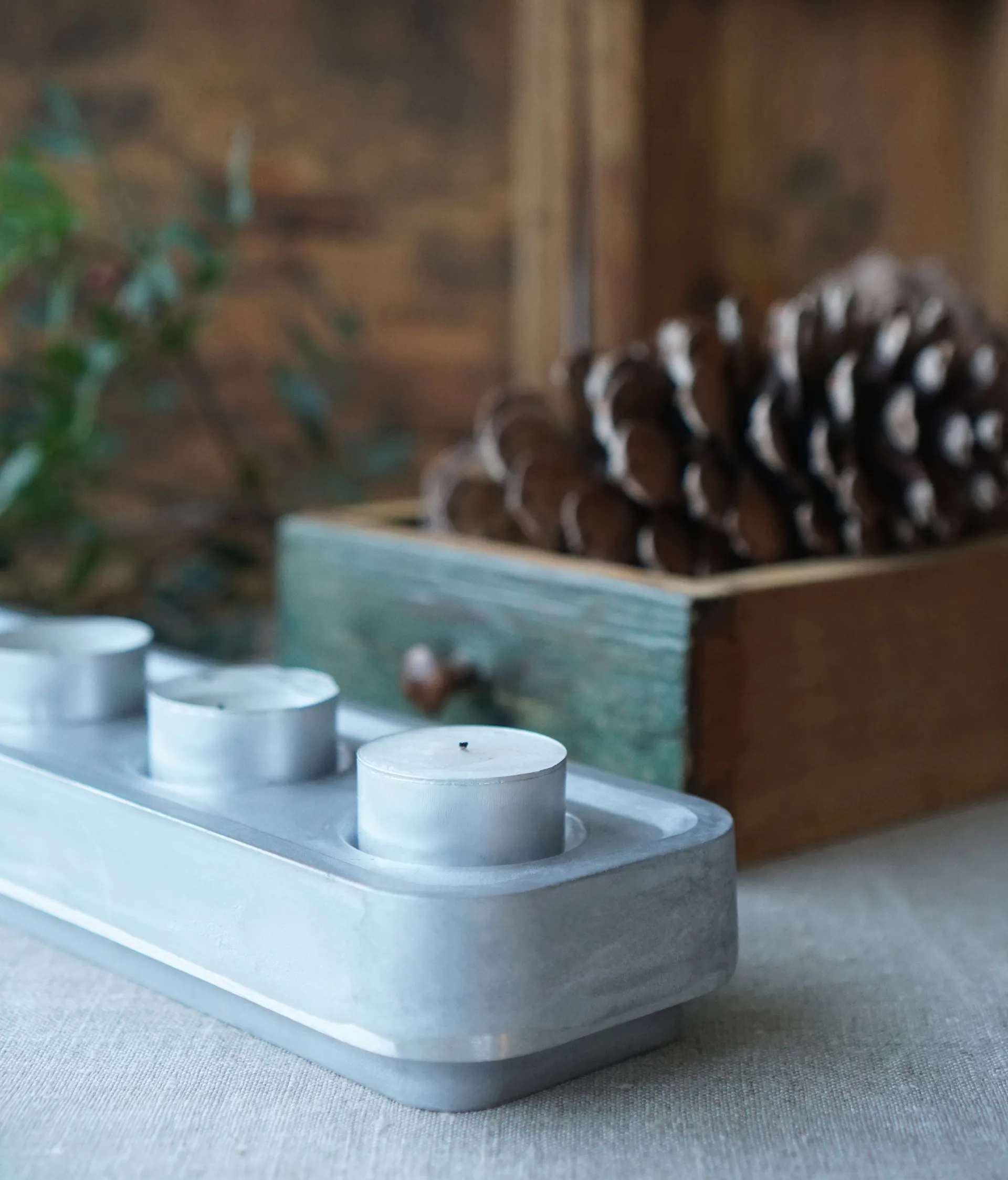 Bougeoir Stumpastaken ball polished oblongue, 8,5 x 29,5cm Born In Sweden