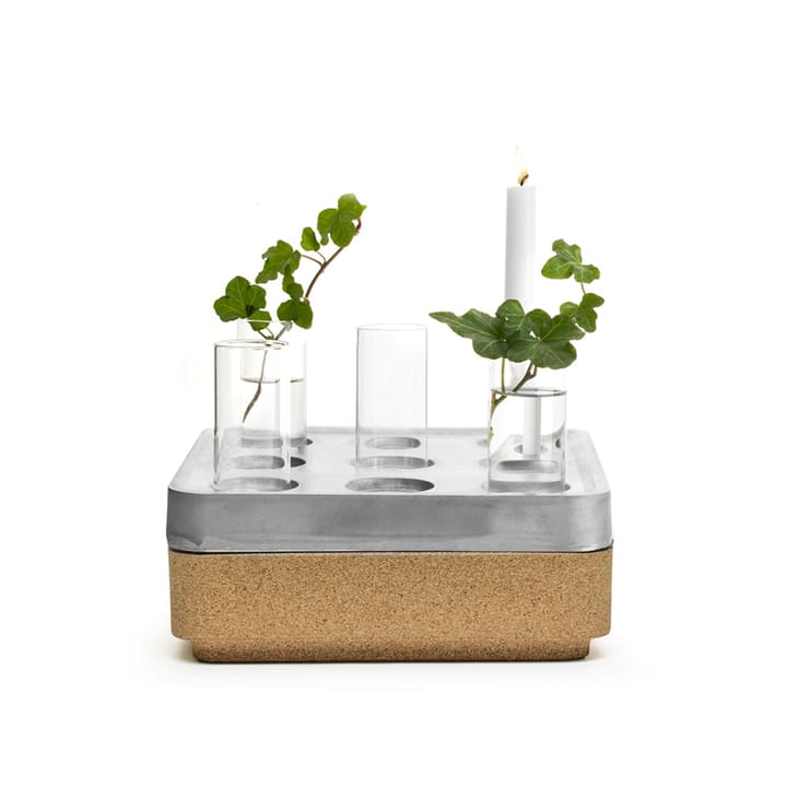 Kit cadeau Stumpastaken Small - aluminium, support en liège naturel, lot de 4 vases, allumettes - Born In Sweden