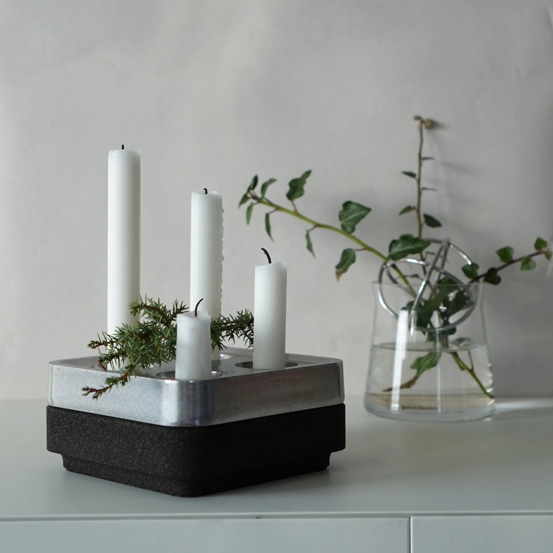 Stumpastaken Fyran, Aluminium poli Born In Sweden