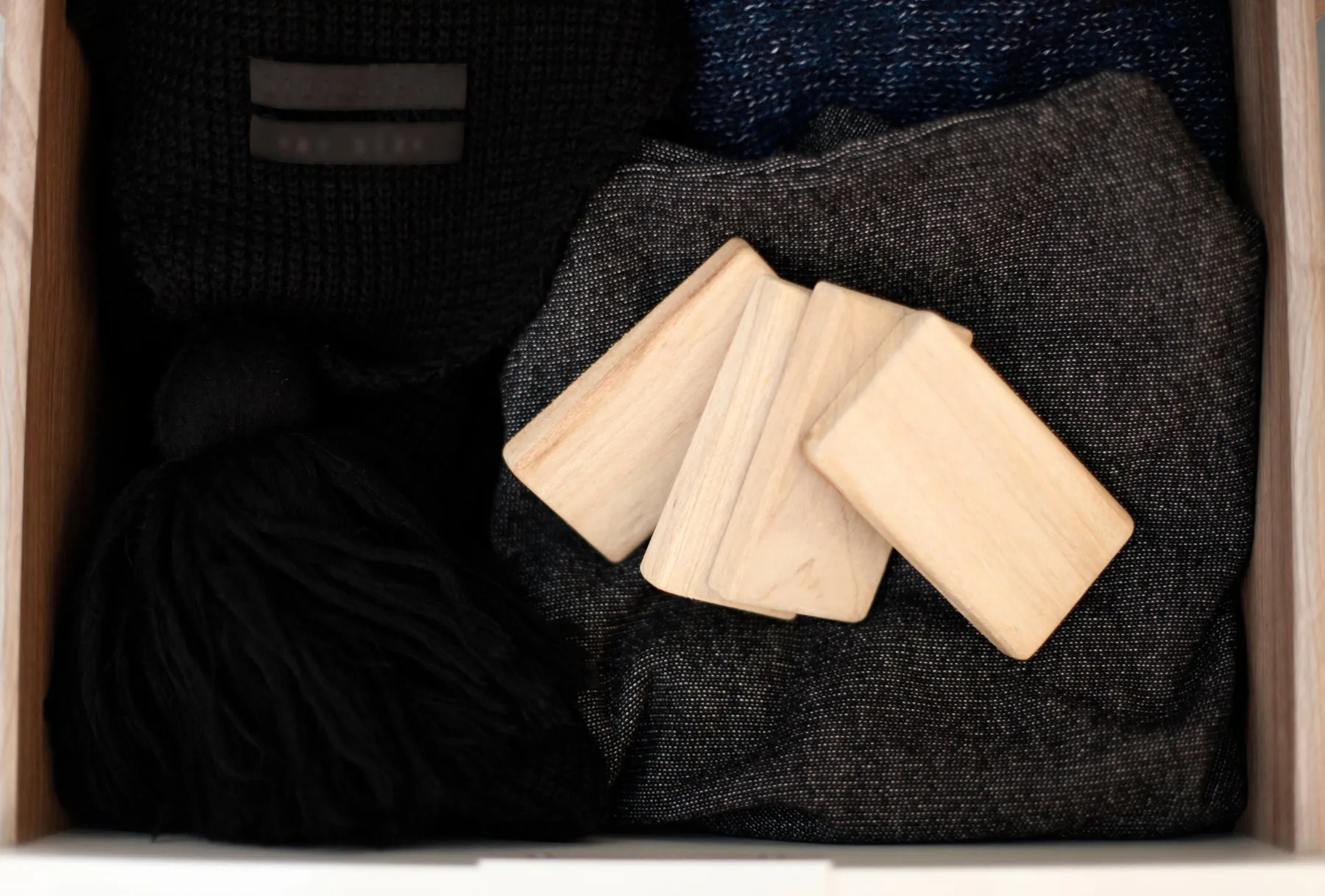 Bloc parfumé Bosign en cèdre blanc, Lot de 4 Bosign