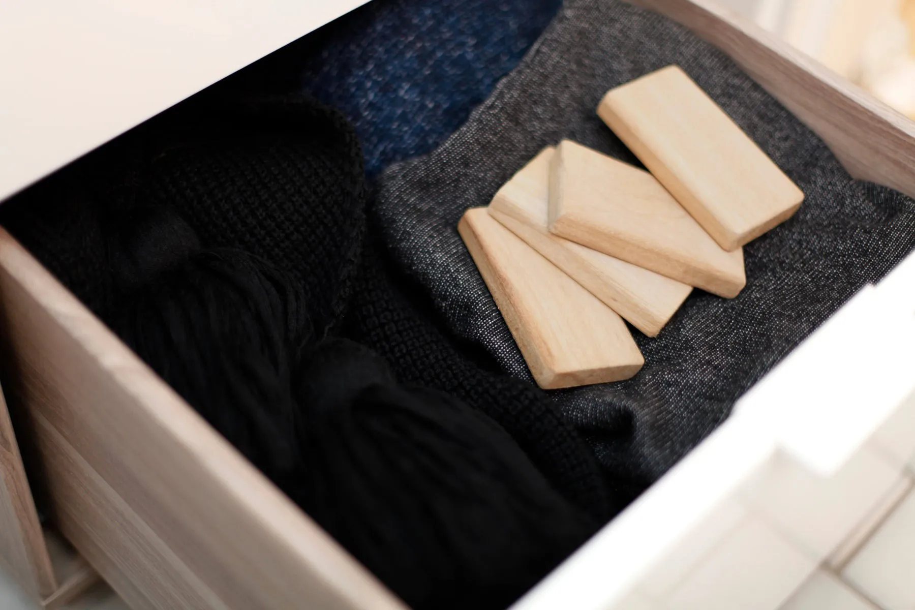 Bloc parfumé Bosign en cèdre blanc, Lot de 4 Bosign