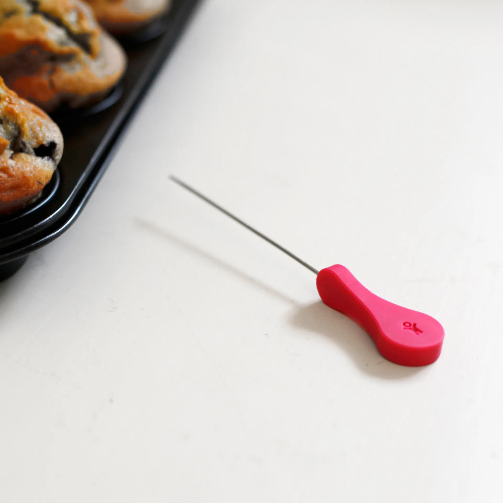 Pique à pommes de terre autoportant Cake Tester, Noir Bosign
