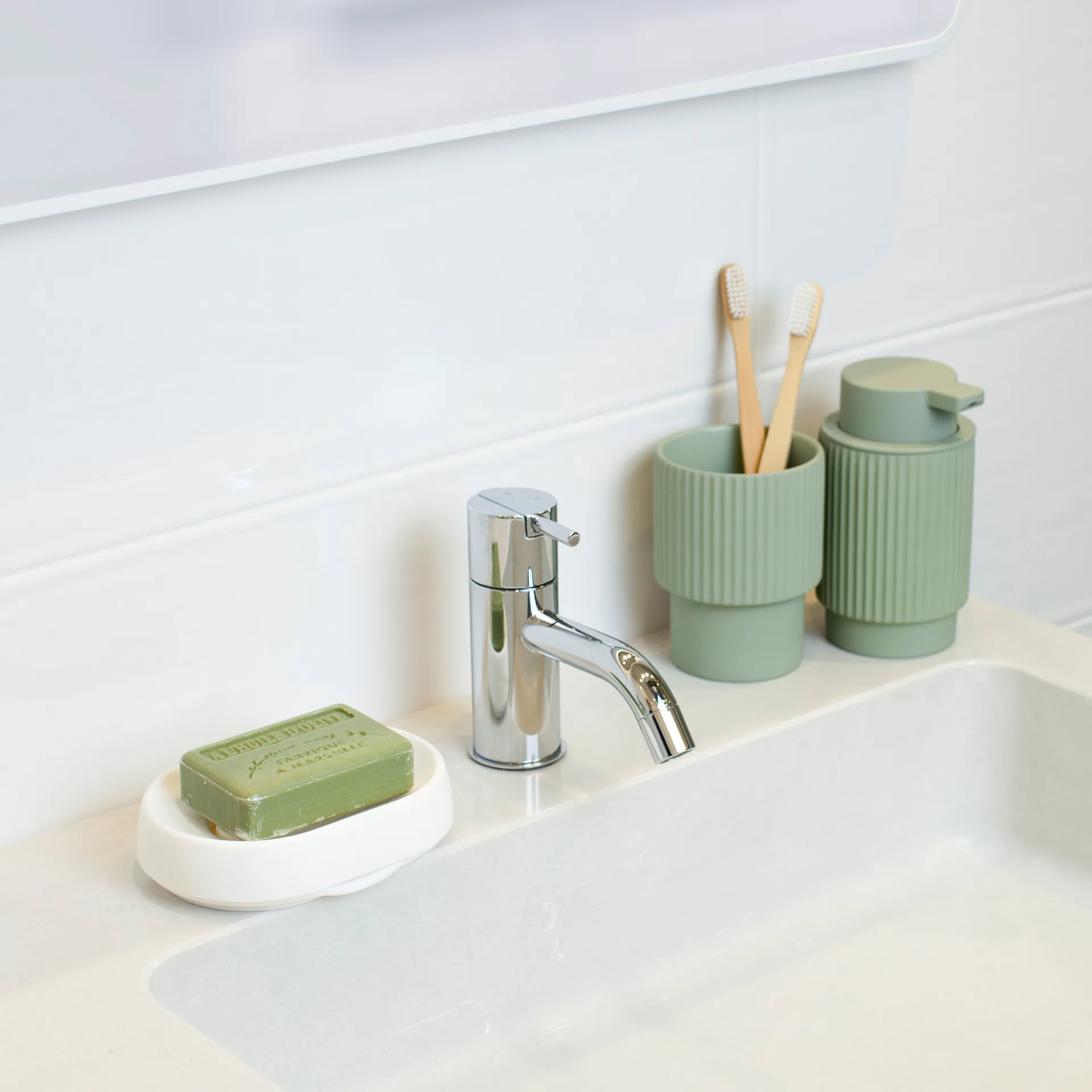 Porte-savon silicone avec égouttoir dissimulé large, Blanc Bosign