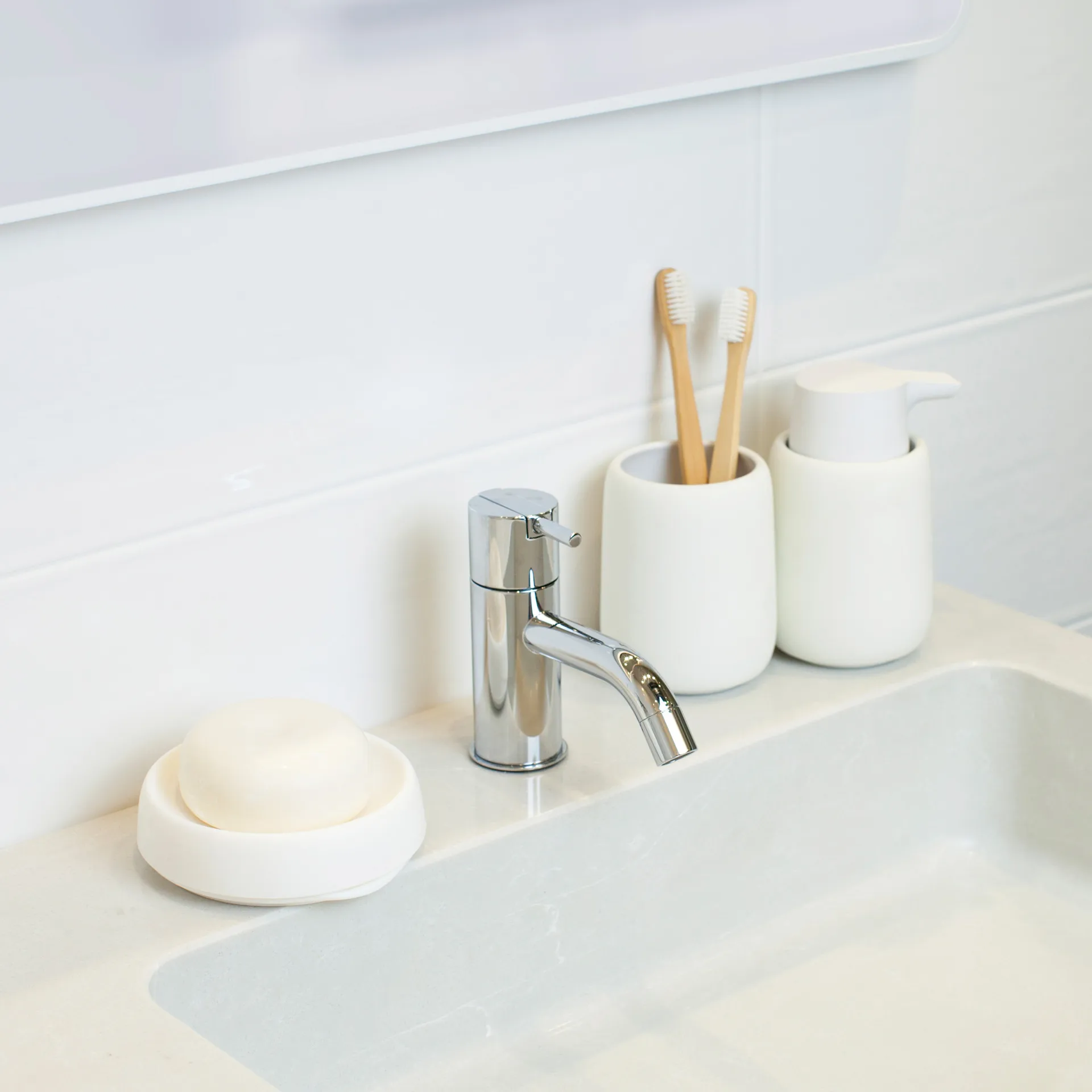 Porte-savon silicone avec égouttoir dissimulé medium, Blanc Bosign