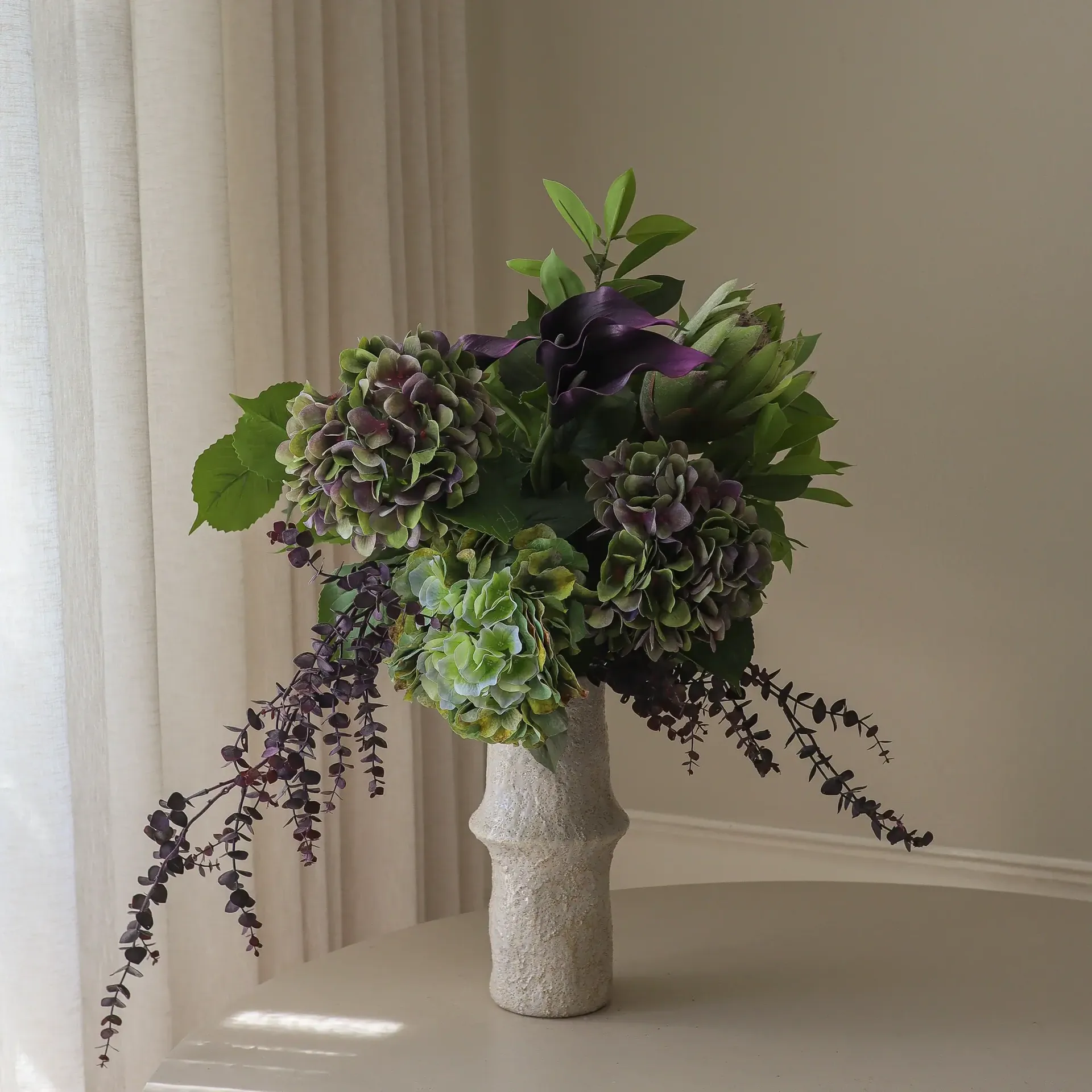 Bouquet artificiel Aubergine Bloom, Calla-hortensia-protée royale, 106 cm, 12 pièces Botané