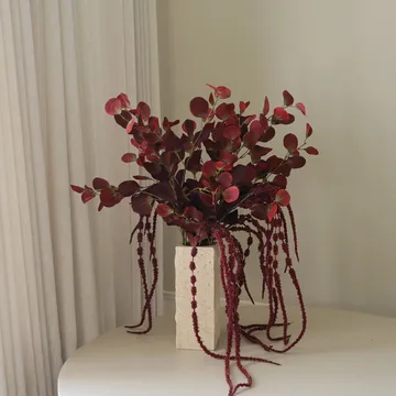 Bouquet artificiel Burgundy Veil - Eucalyptus, amarante, 84 cm - Botané