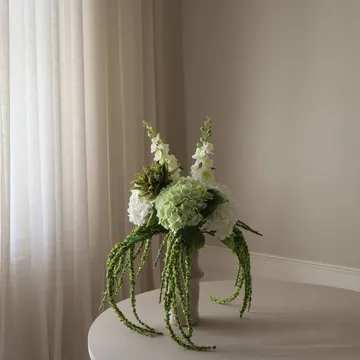 Bouquet artificiel Enchanted Matcha - Riddarsporre-amarant-hortensia-cactus, 9 pcs - Botané