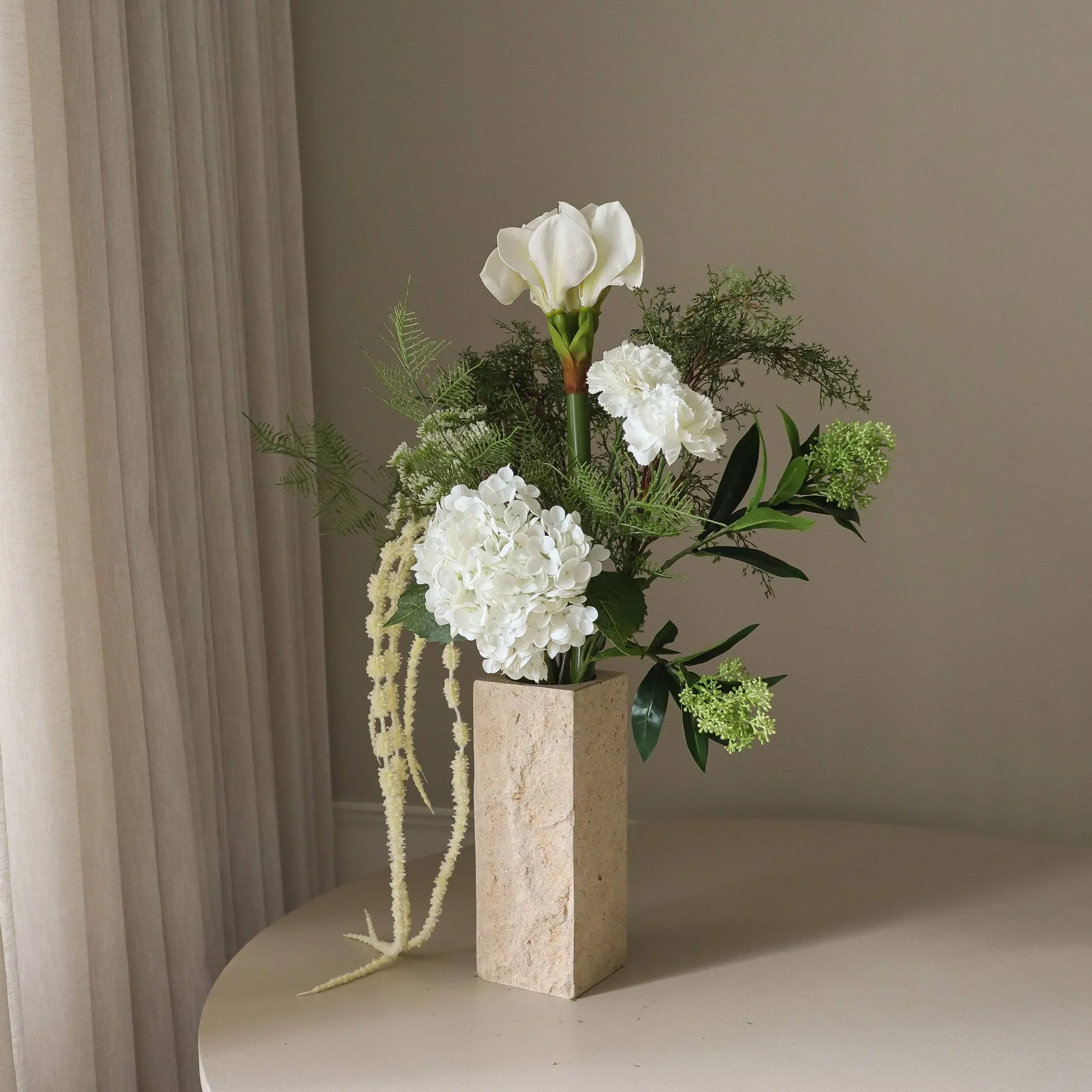 Bouquet artificiel Frosted Garden, Amaryllis, hortensia, œillets, amarante, 90 cm Botané
