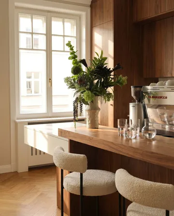 Bouquet artificiel Verdant Noir - Calla-chrysanthème araignée-tournesol d’automne, 92 cm, 13 pièces - Botané