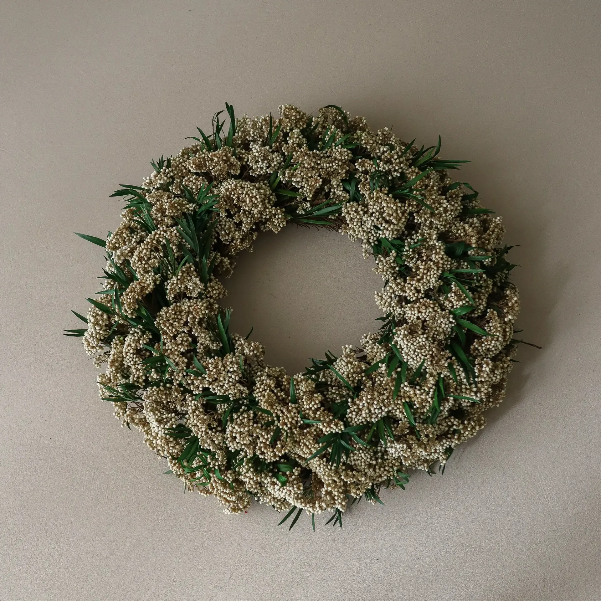 Couronne de fleurs Whisper Meadow Wreath, Fleur de riz, Ø40 cm Botané