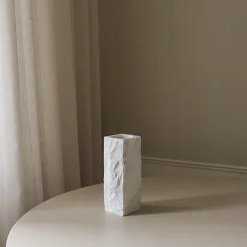Vase en marbre Carrara Edge - Small, 25 cm - Botané