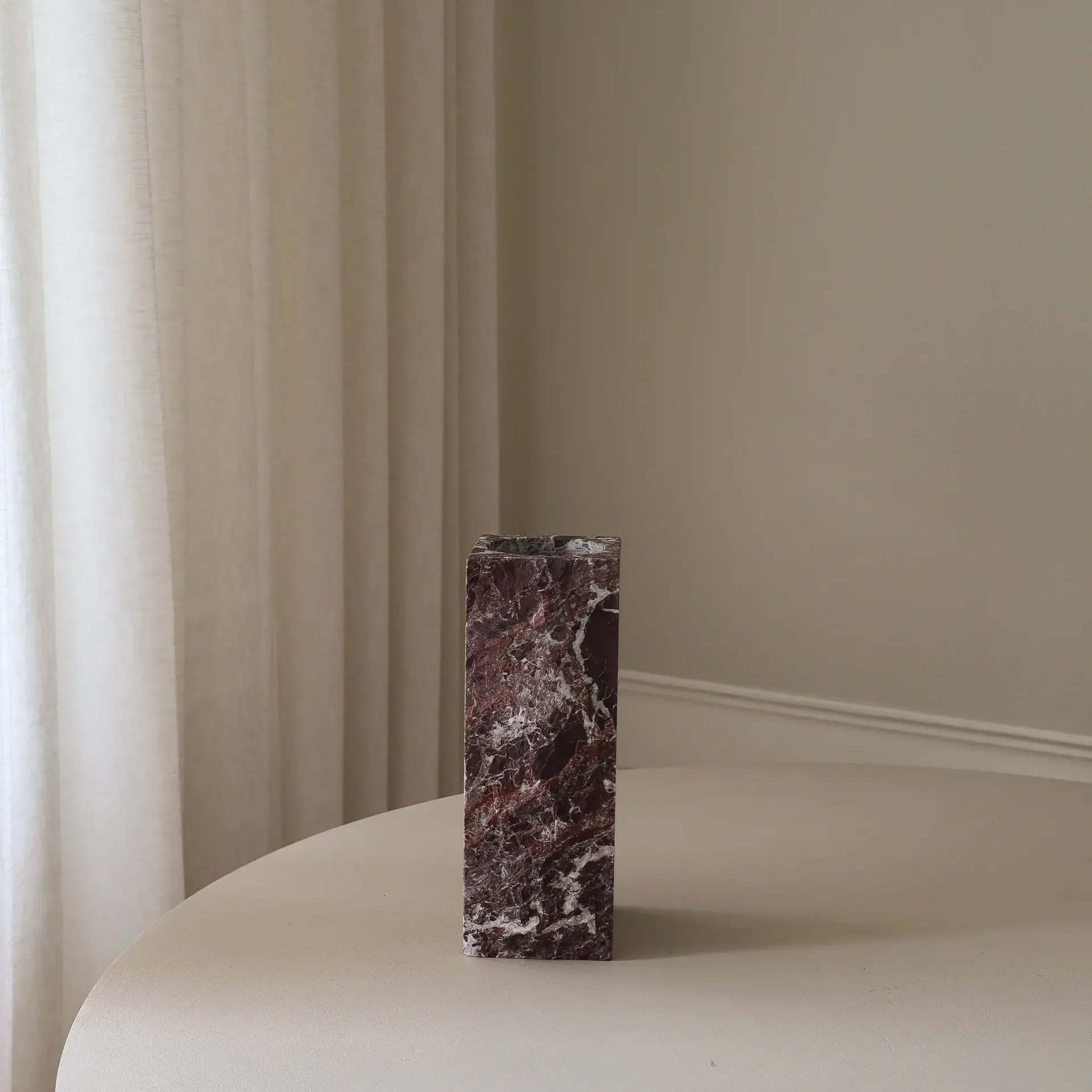 Vase en marbre Rosso Levanto Edge, Medium, 30 cm Botané