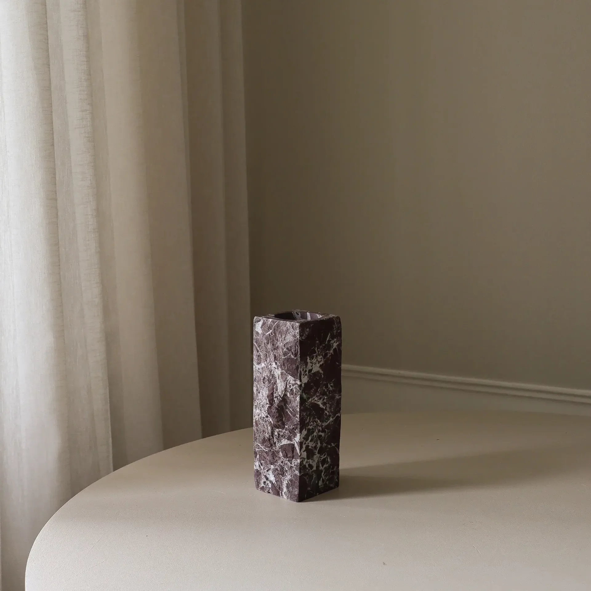 Vase en marbre Rosso Levanto Edge, Small, 25 cm Botané
