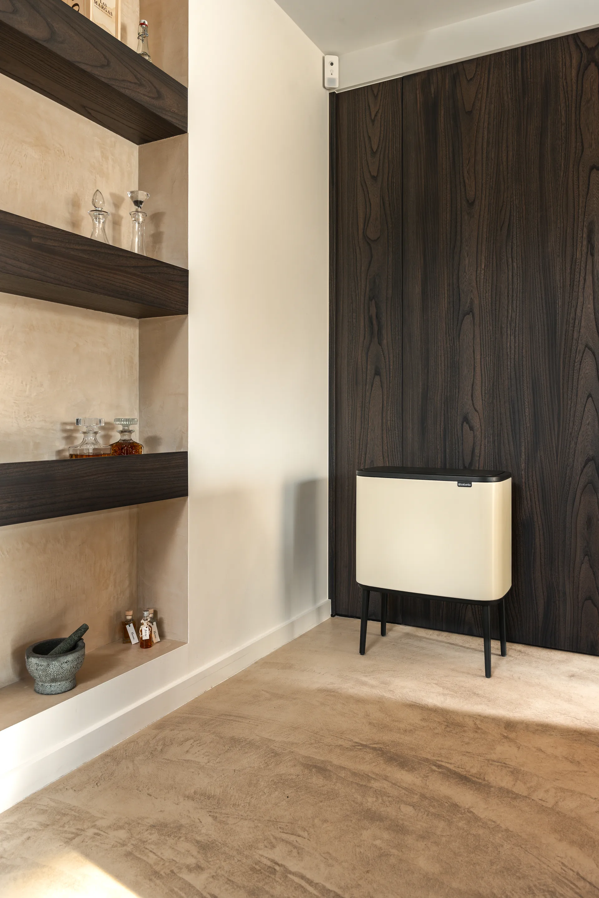 Bo Touch Bin 36 L, Soft beige Brabantia