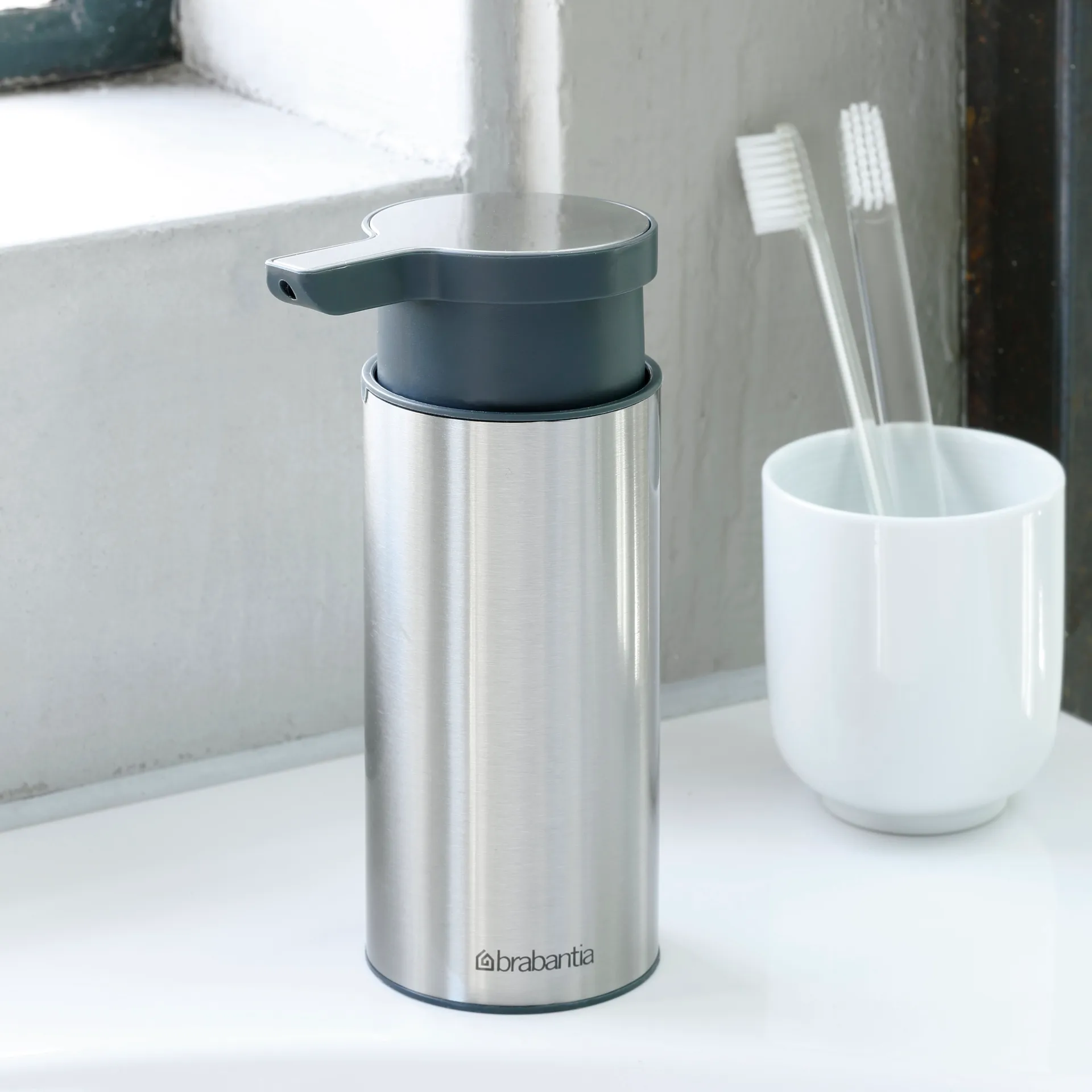 Distributeur de savon Brabantia, acier mat Brabantia