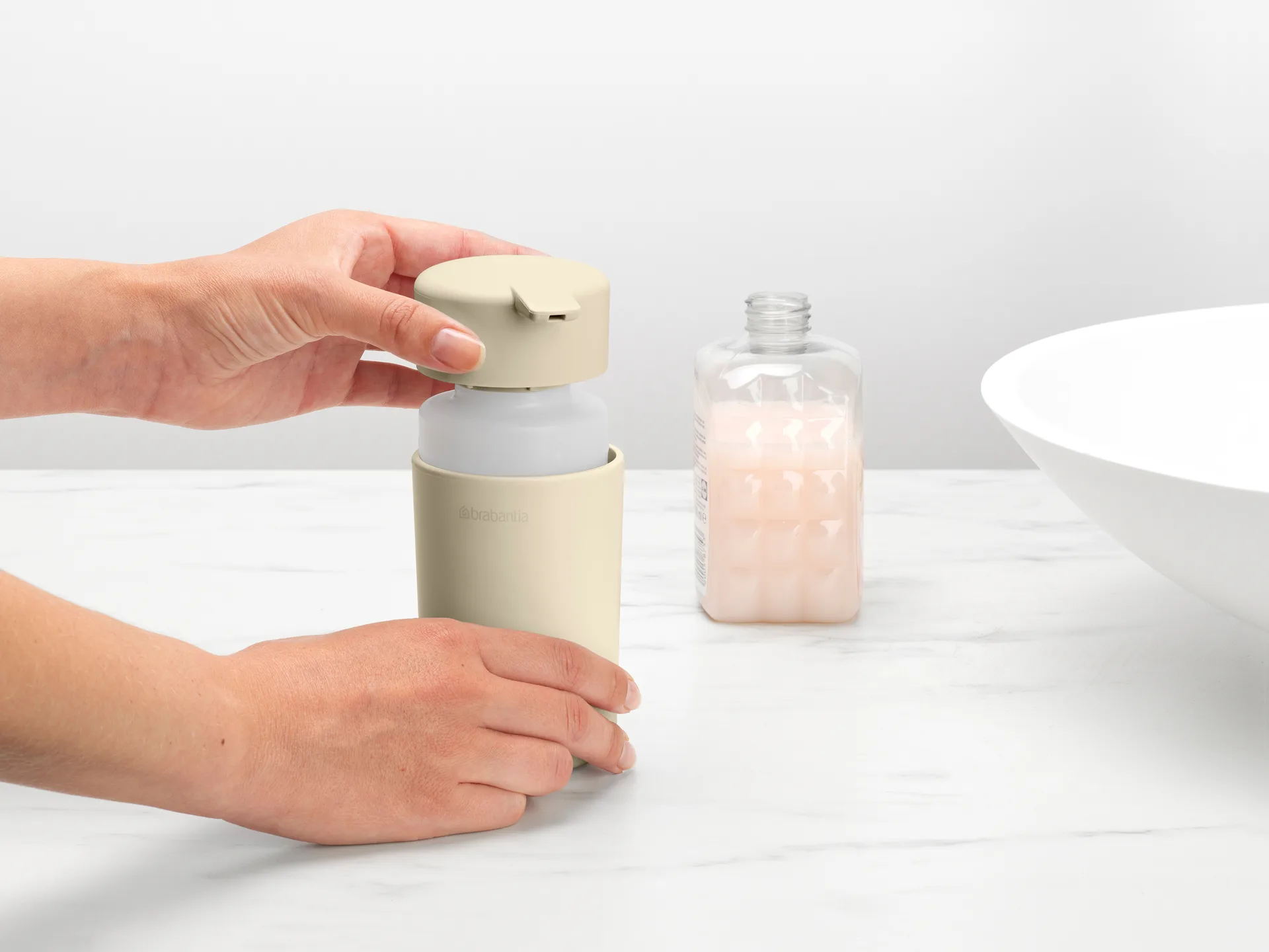 Distributeur de savon ReNew de Brabantia 14 cm, Beige Doux Brabantia