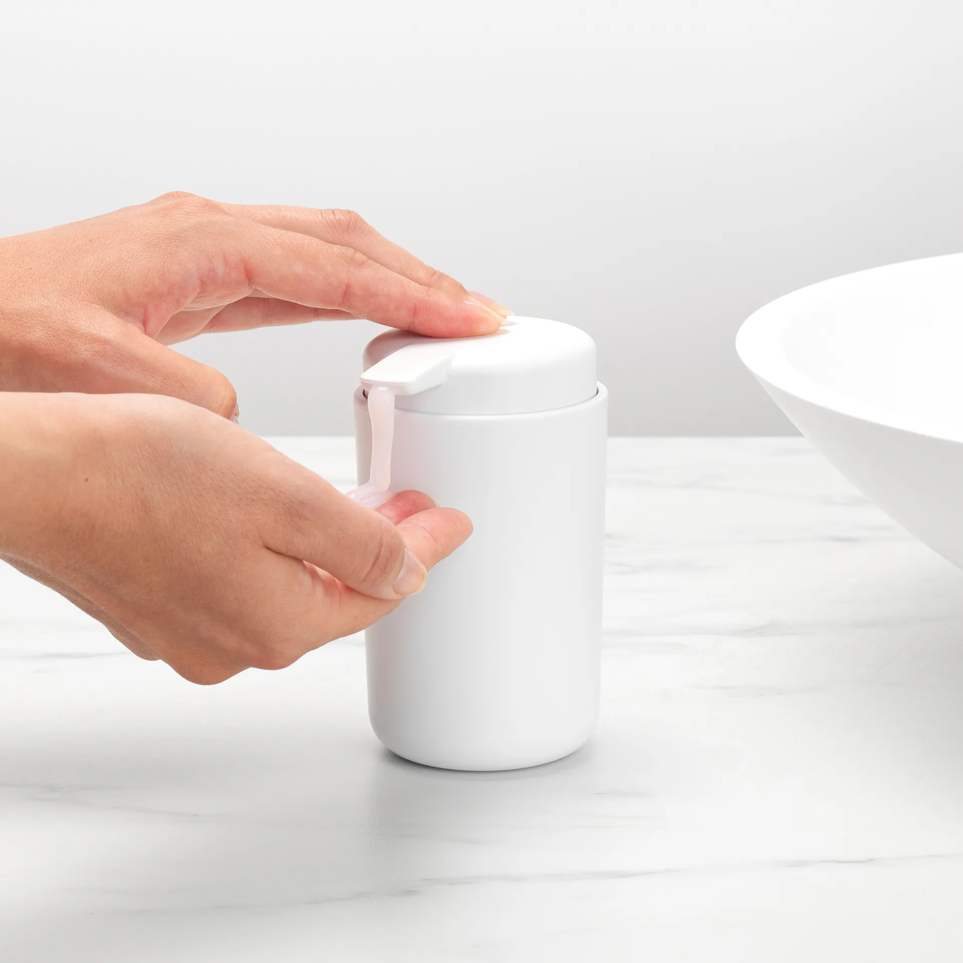 Distributeur de savon ReNew de Brabantia 14 cm, Blanc Brabantia