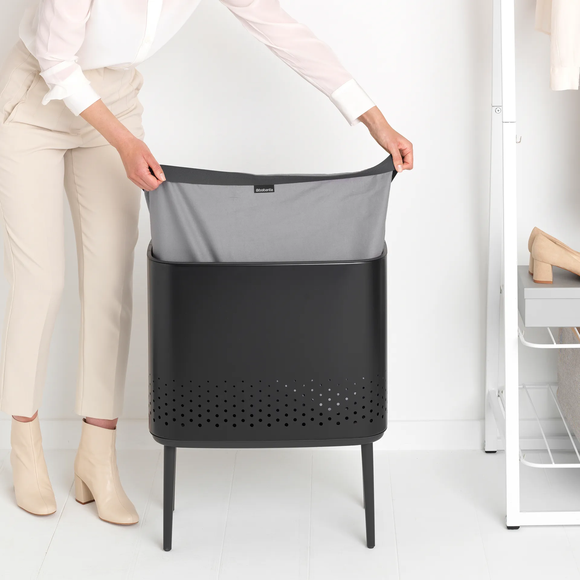 Panier à linge Bo 60 L, Noir mat Brabantia