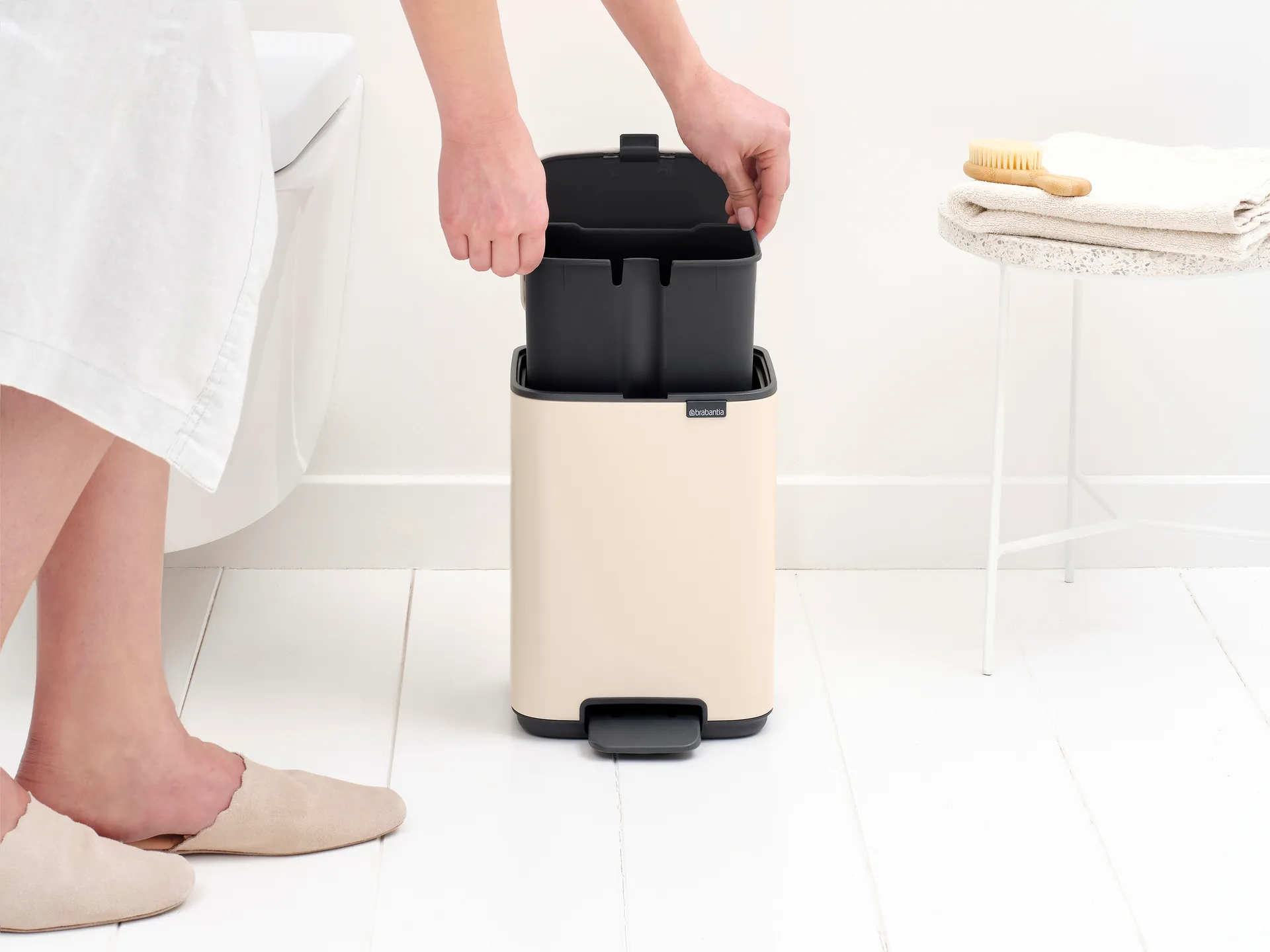 Poubelle à pédale Bo 4 L, Soft Beige Brabantia