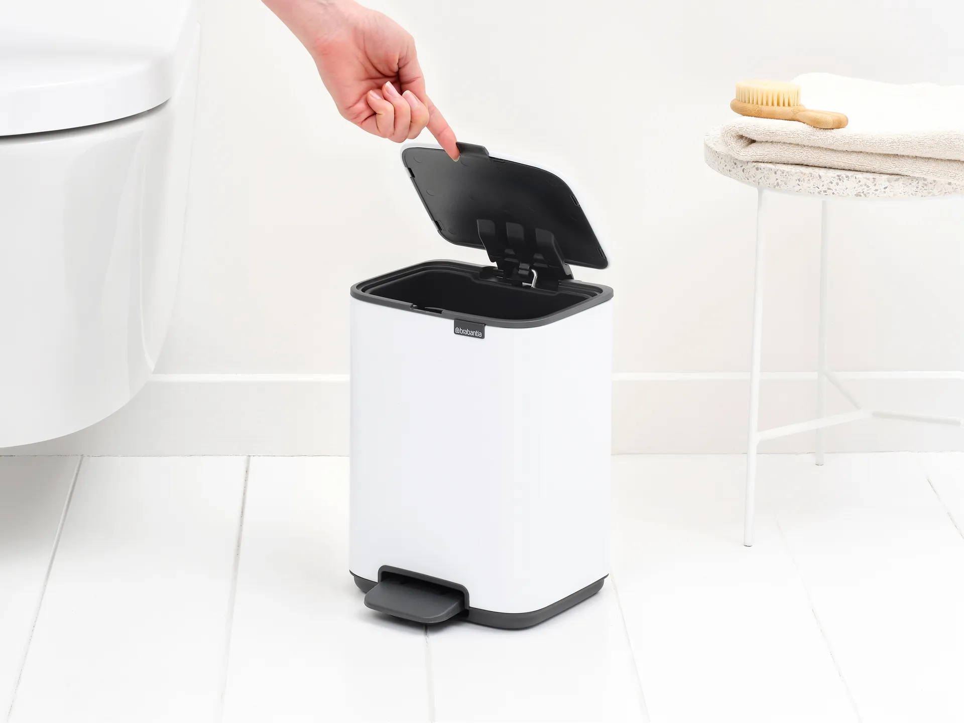 Poubelle à pédale Bo 4 L, White Brabantia