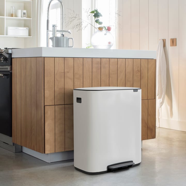 Poubelle à pédale Bo 60 L de Brabantia 