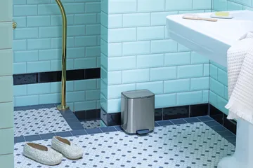 Poubelle à pédale Bo 7 L - Matt Steel Fingerprint Proof - Brabantia