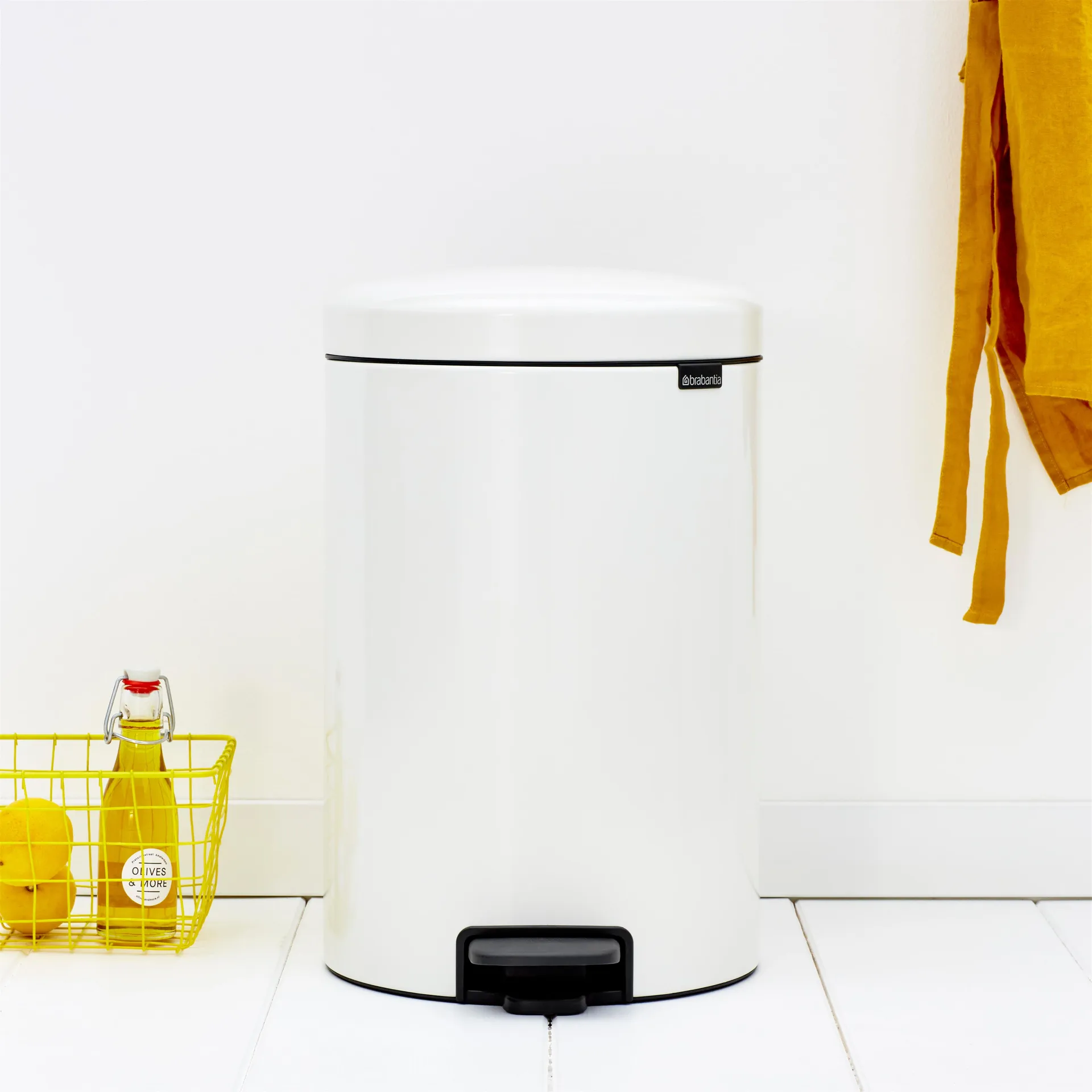 Poubelle à pédale New Icon 20 litres, blanc Brabantia