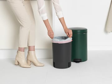 Poubelle à pédale New Icon 20 litres - Pine green - Brabantia