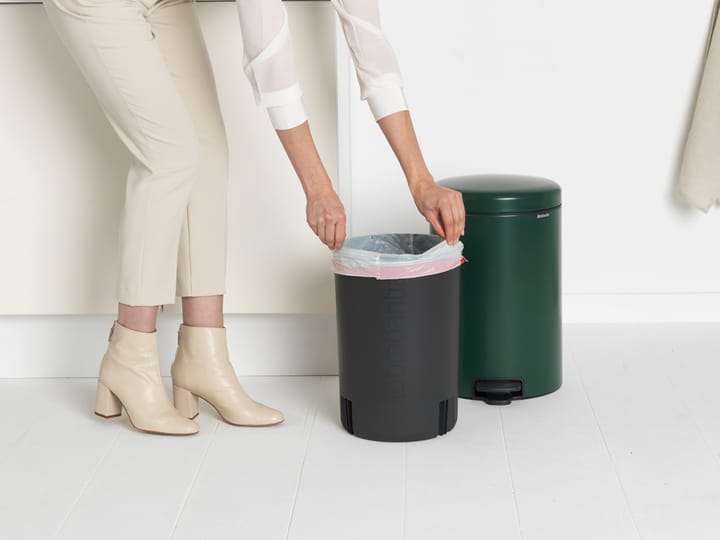 Poubelle à pédale New Icon 20 litres, Pine green Brabantia