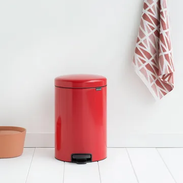Poubelle à pédale New Icon 20 litres - rouge - Brabantia